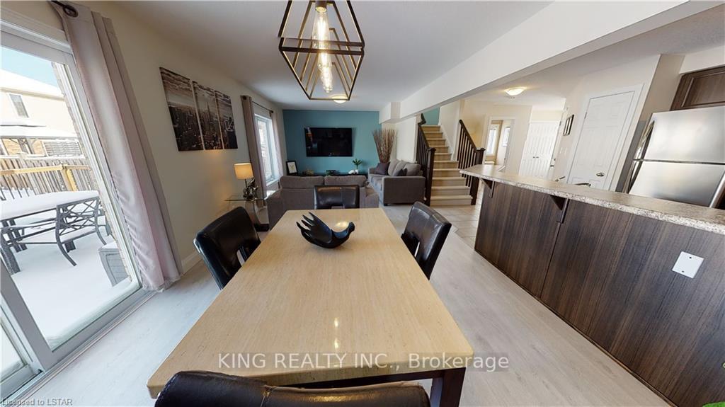 Photo 13 of 2420 Asima Drive, London, South U — HOMEH
