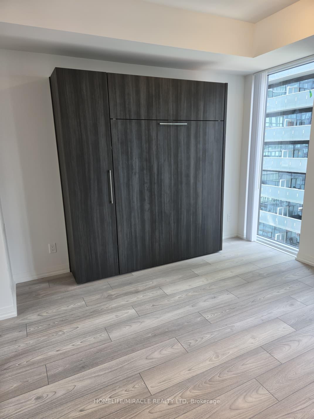 Photo 10 of Unit 2501, 400 King Street, Toronto, Waterfront Communities — HOMEH