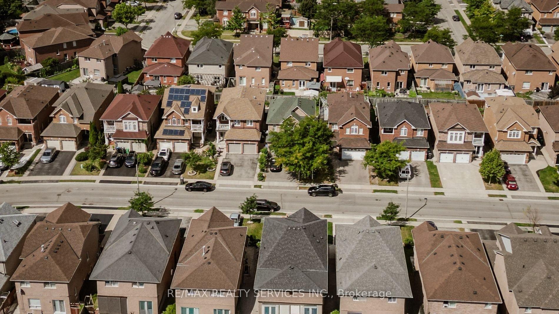 Photo 27 of 41 Sandyshores Drive, Brampton, Sandringham-Wellington — HOMEH