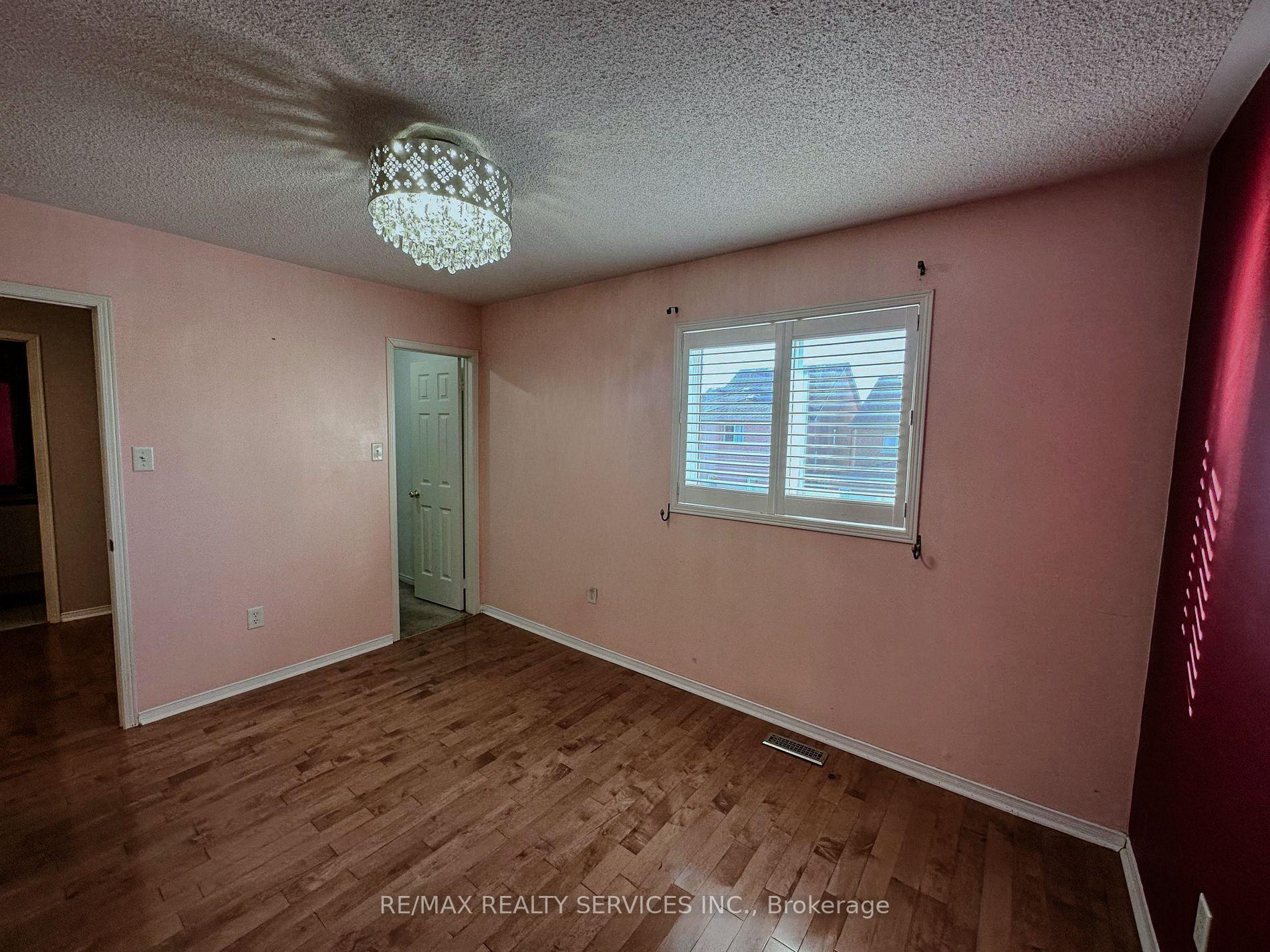 Photo 14 of 41 Sandyshores Drive, Brampton, Sandringham-Wellington — HOMEH