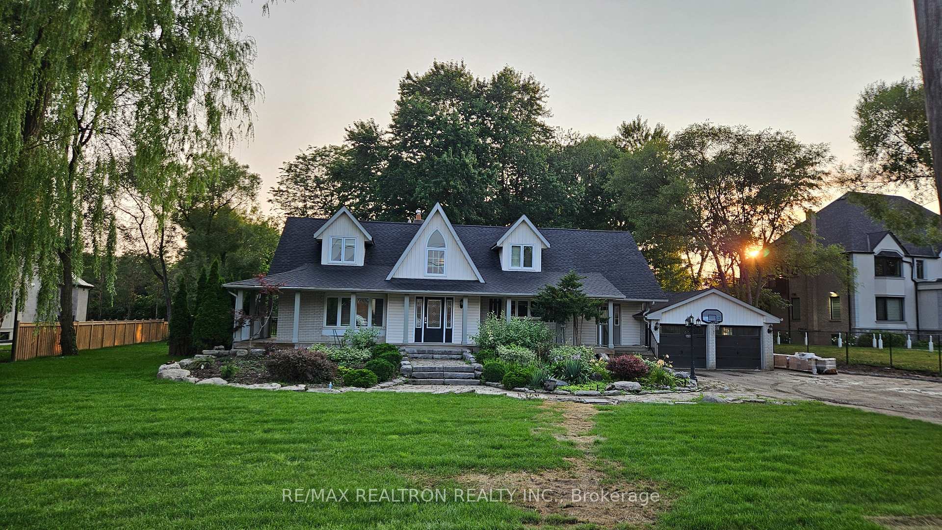 Photo 2 of 7470 Ninth Line, Markham, Box Grove — HOMEH