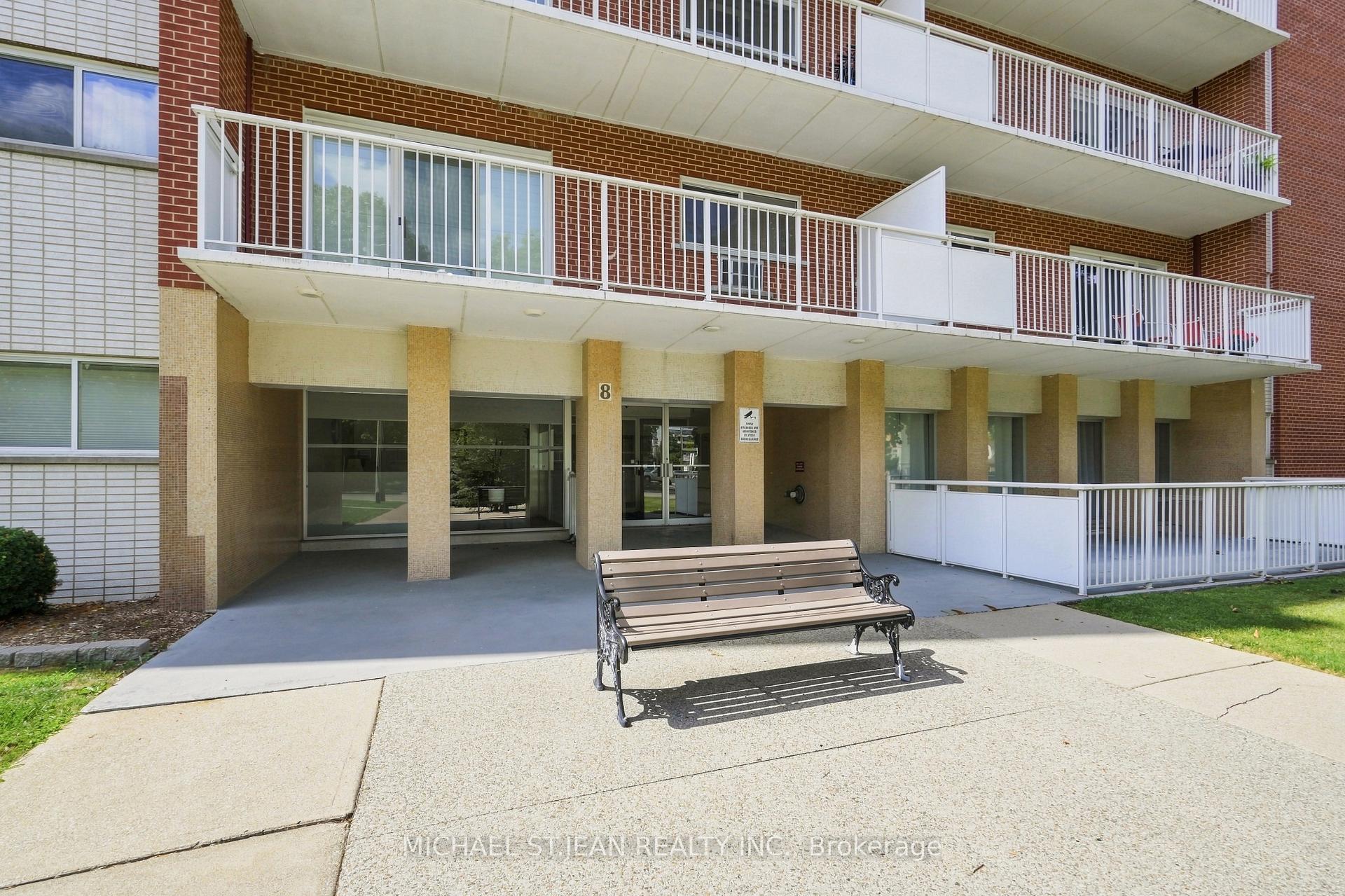 Photo 27 of 208-8 Woodman Drive, Hamilton, Corman — HOMEH