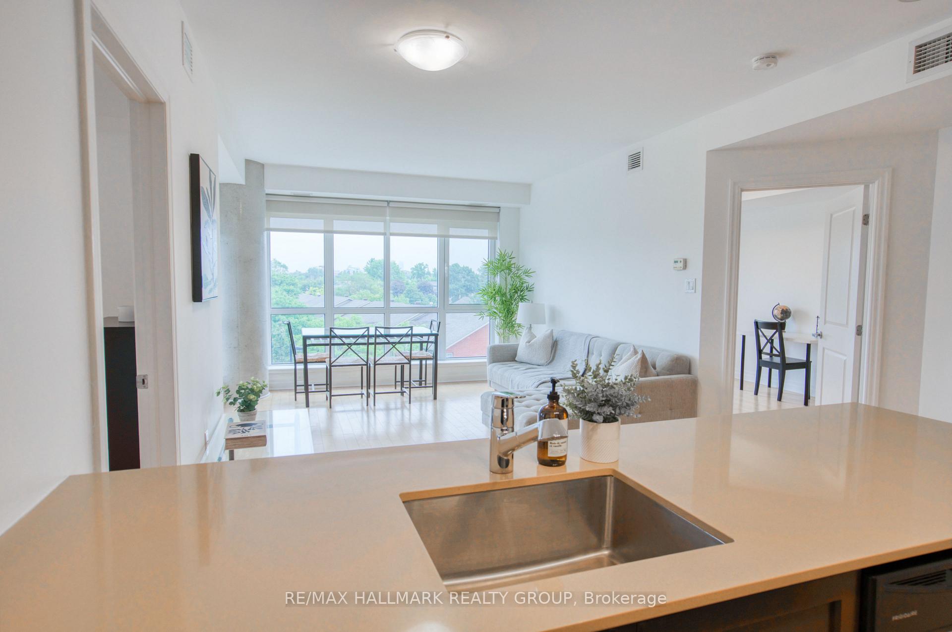 Photo 8 of Unit 407, 90 Landry Street, Ottawa, Vanier — HOMEH