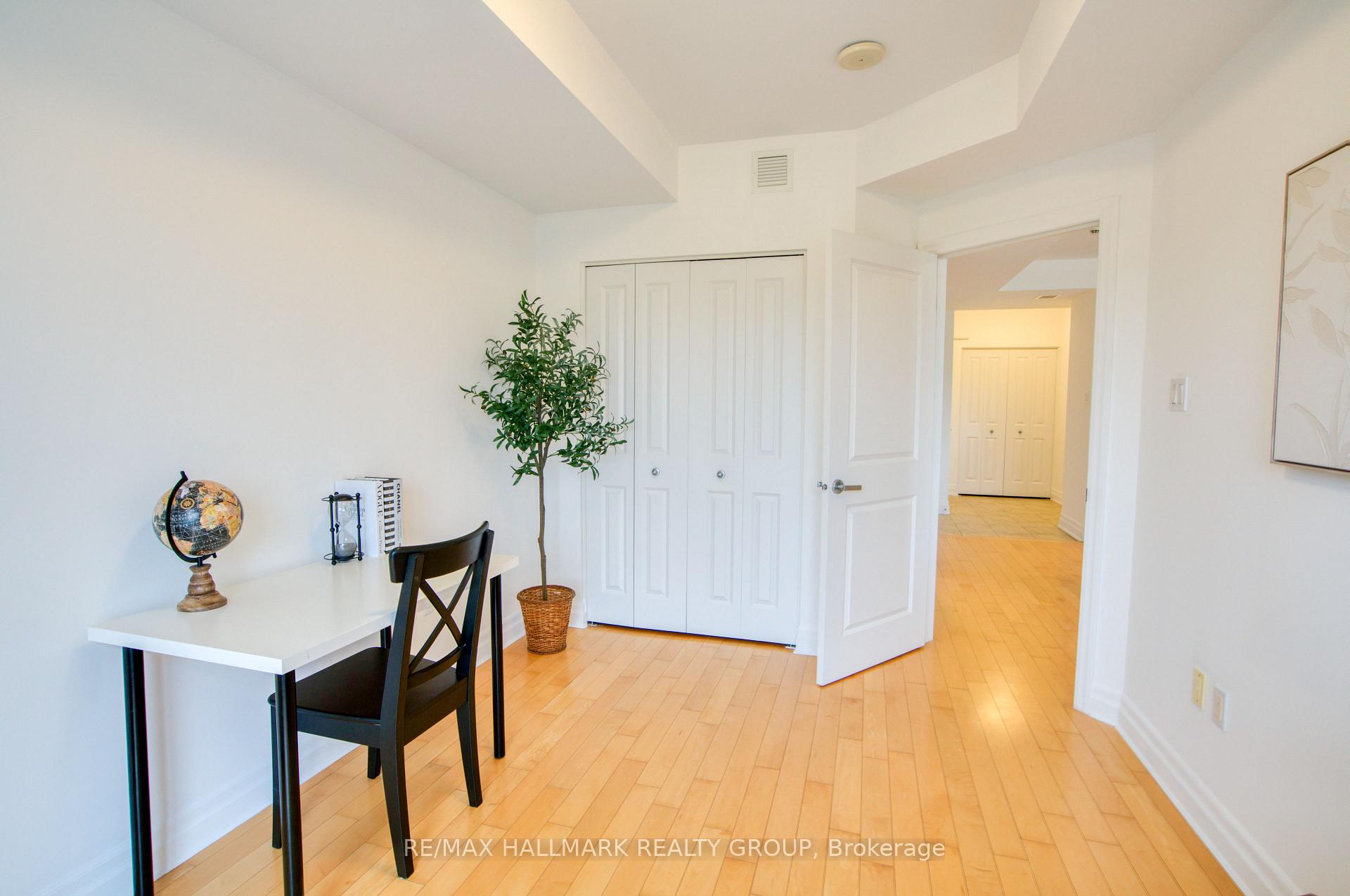 Photo 13 of Unit 407, 90 Landry Street, Ottawa, Vanier — HOMEH
