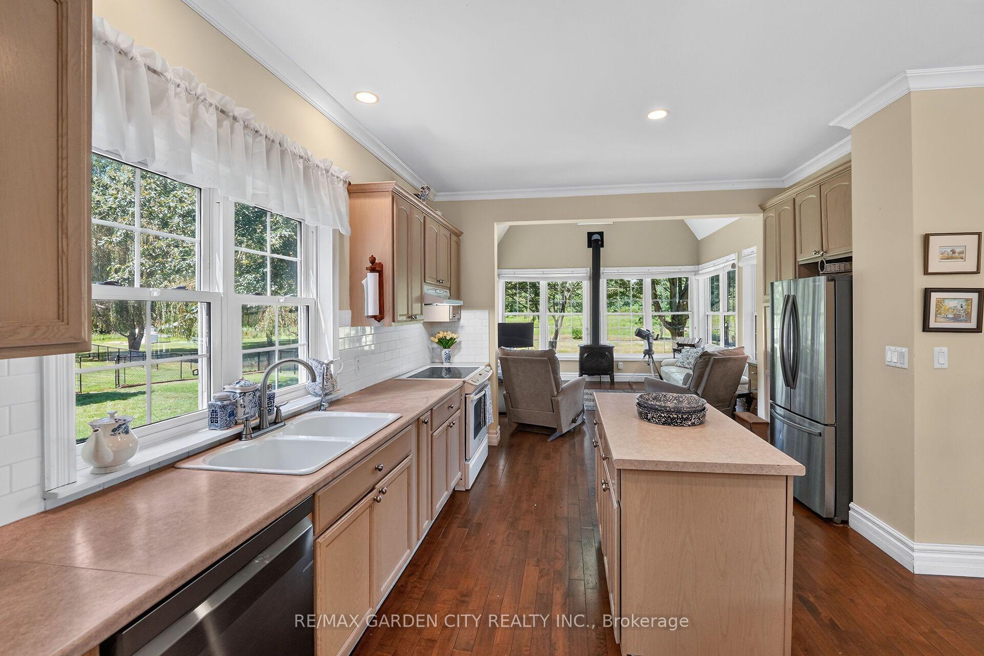 Photo 12 of 413 8th Concession Road E, Norfolk, Rural Houghton — HOMEH