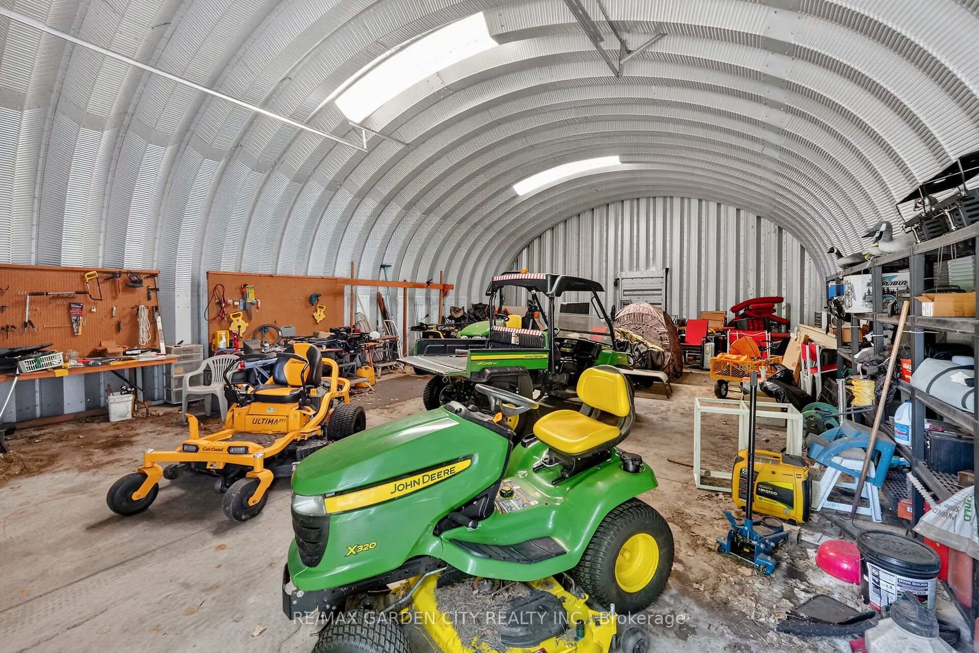 Photo 45 of 413 8th Concession Road E, Norfolk, Rural Houghton — HOMEH