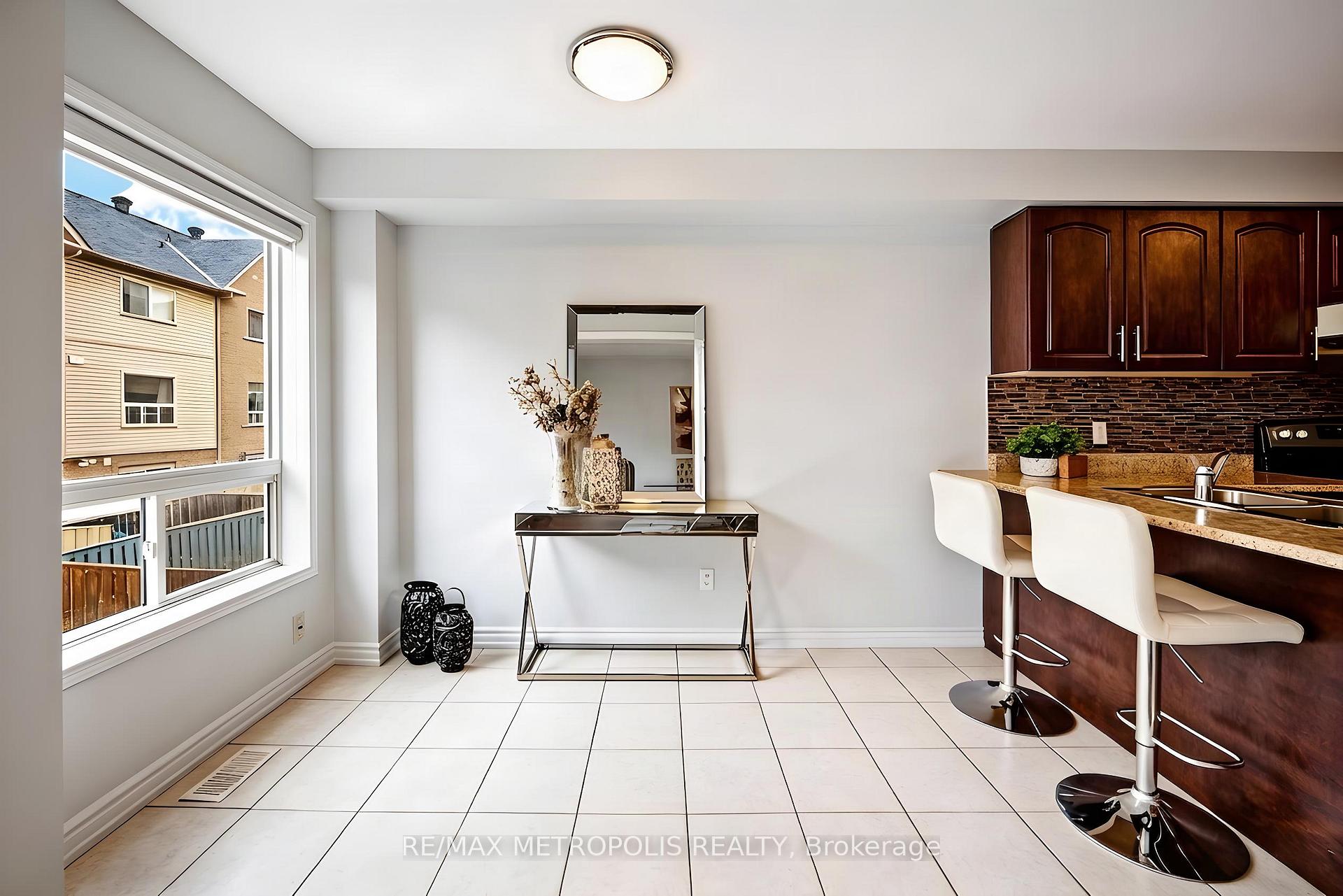 Photo 11 of 10 Pat Brooks Terrace, Scarborough, Dorset Park — HOMEH