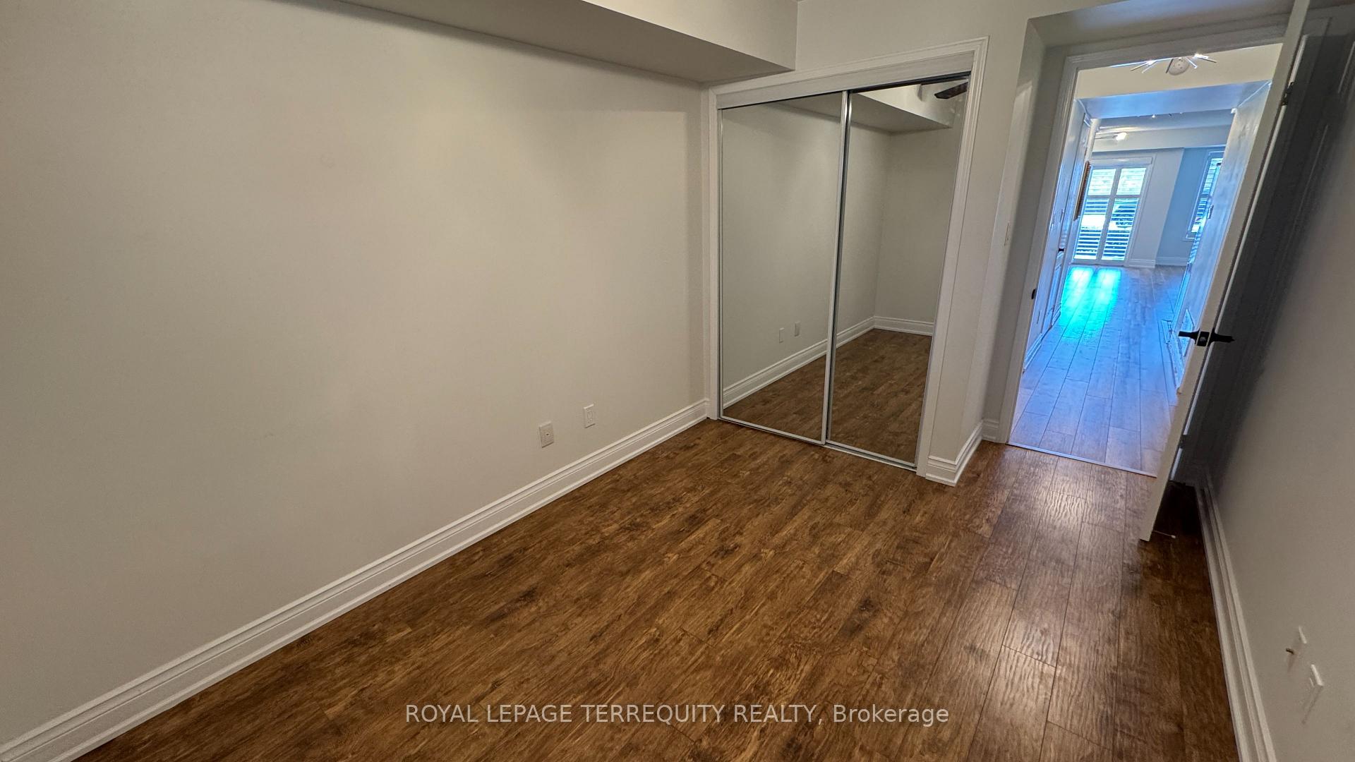 Photo 15 of Unit 1, 2450 Post Road, Oakville, River Oaks — HOMEH