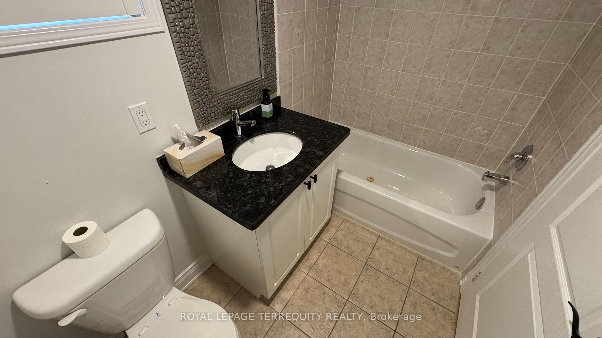 Photo 16 of Unit 1, 2450 Post Road, Oakville, River Oaks — HOMEH