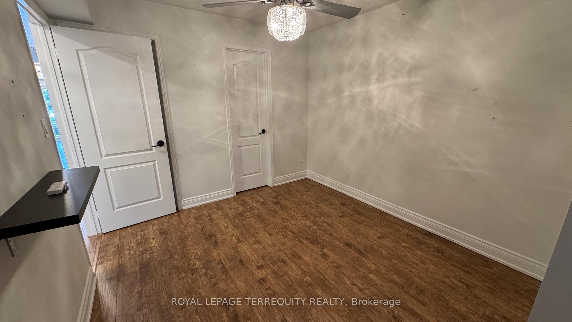 Photo 18 of Unit 1, 2450 Post Road, Oakville, River Oaks — HOMEH