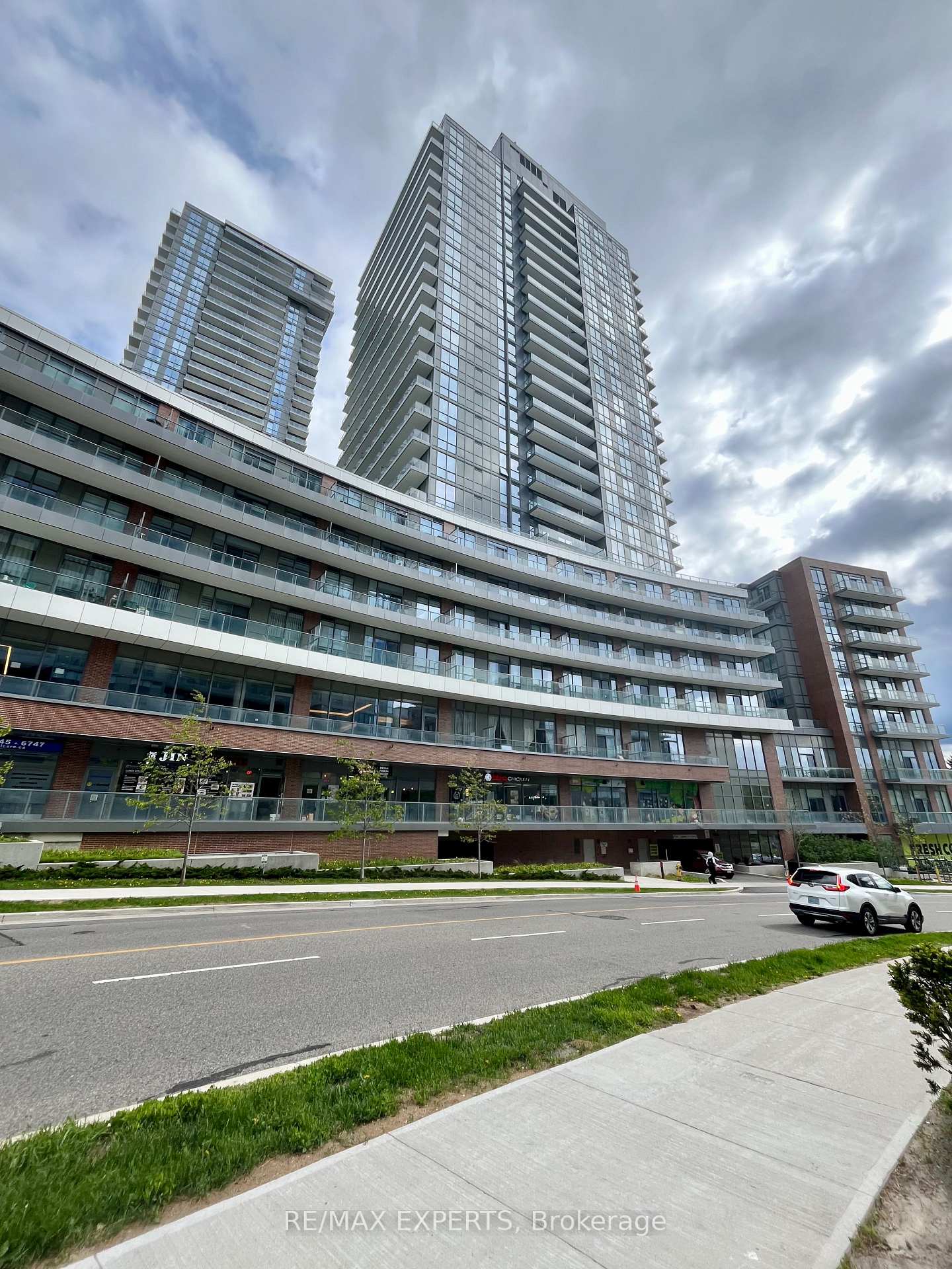 Photo of Unit 419, 38 Forest Manor Road