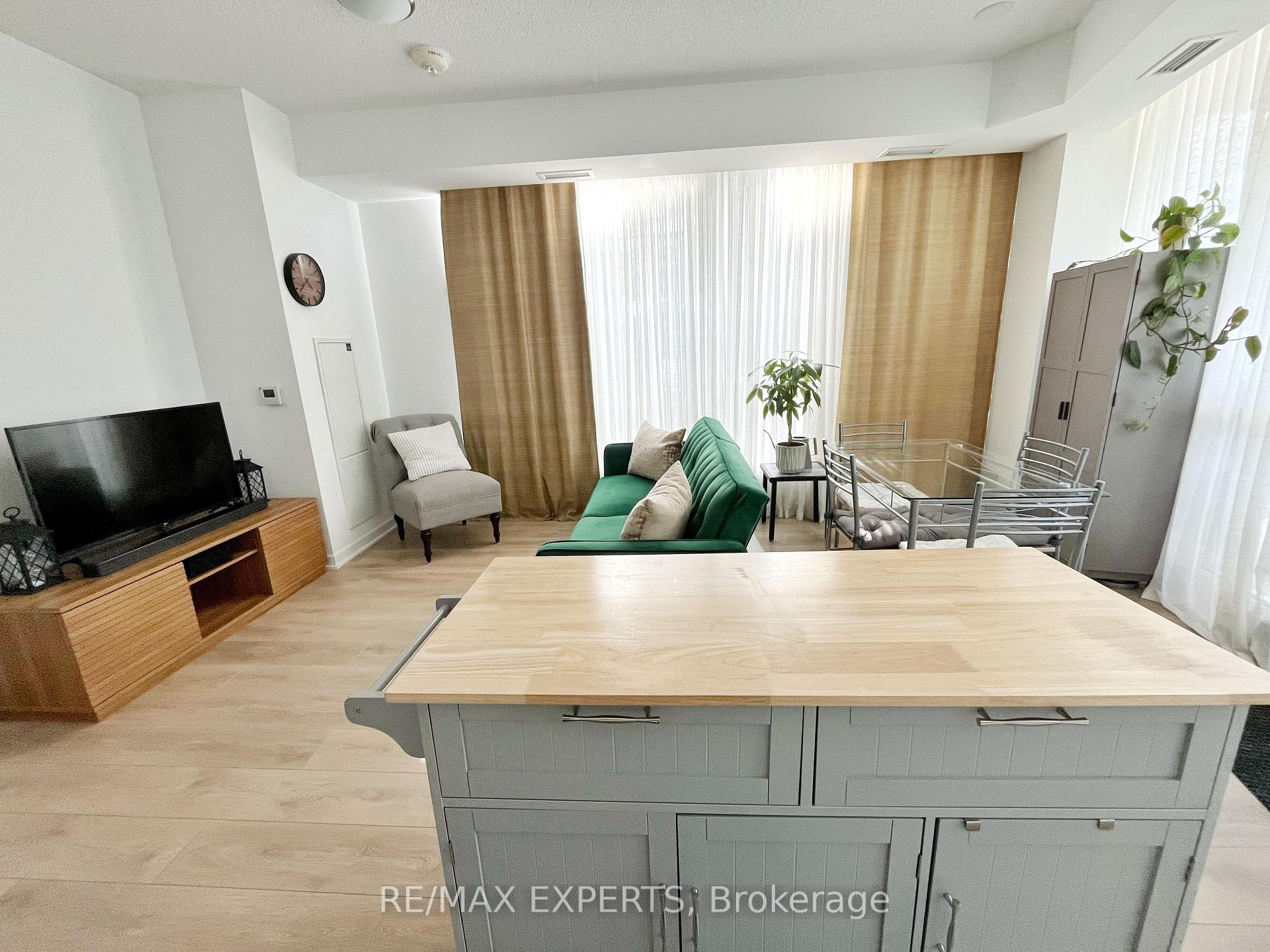 Photo 10 of Unit 419, 38 Forest Manor Road, North York, Henry Farm — HOMEH