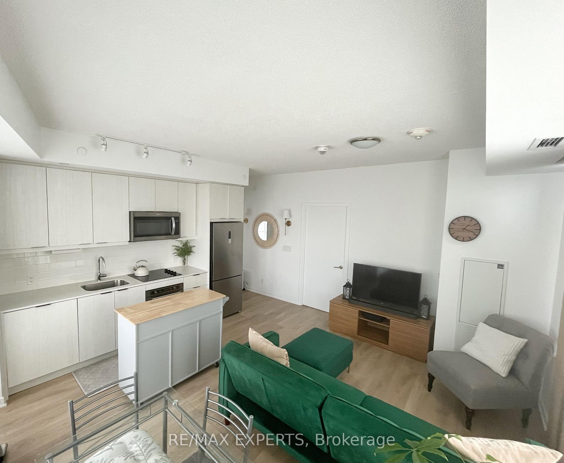 Photo 11 of Unit 419, 38 Forest Manor Road, North York, Henry Farm — HOMEH