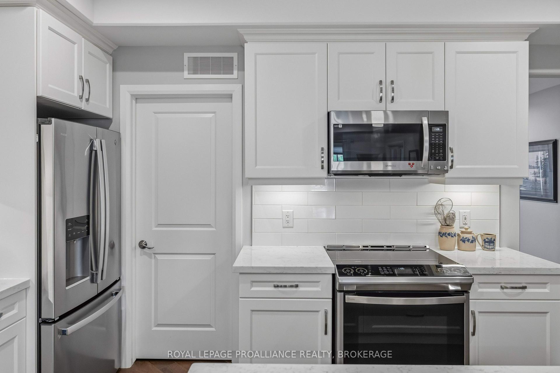 Photo 16 of 189 Wilmer Avenue, Gananoque, Gananoque — HOMEH