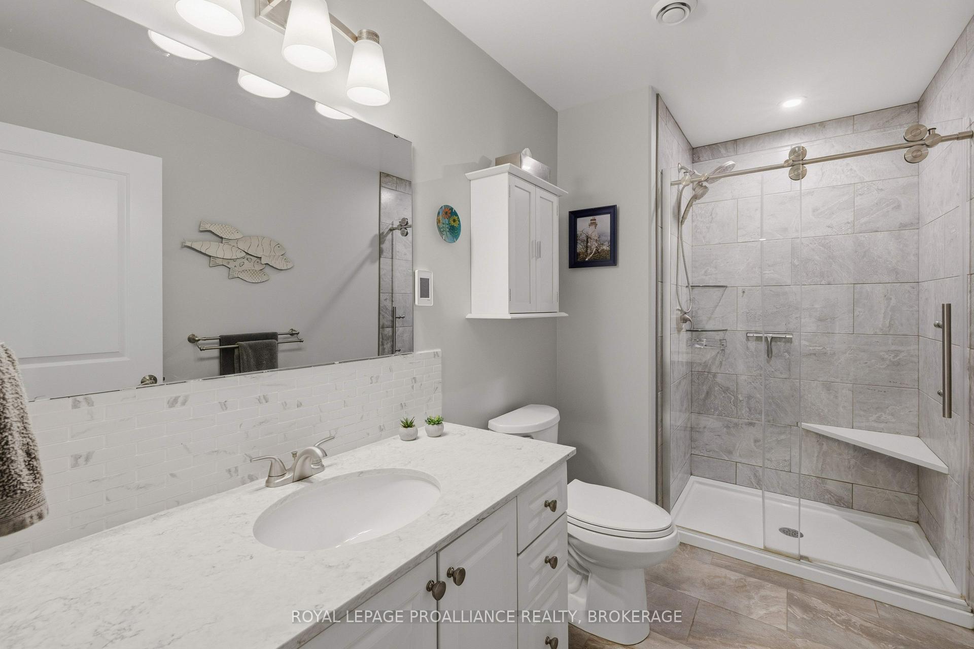Photo 23 of 189 Wilmer Avenue, Gananoque, Gananoque — HOMEH