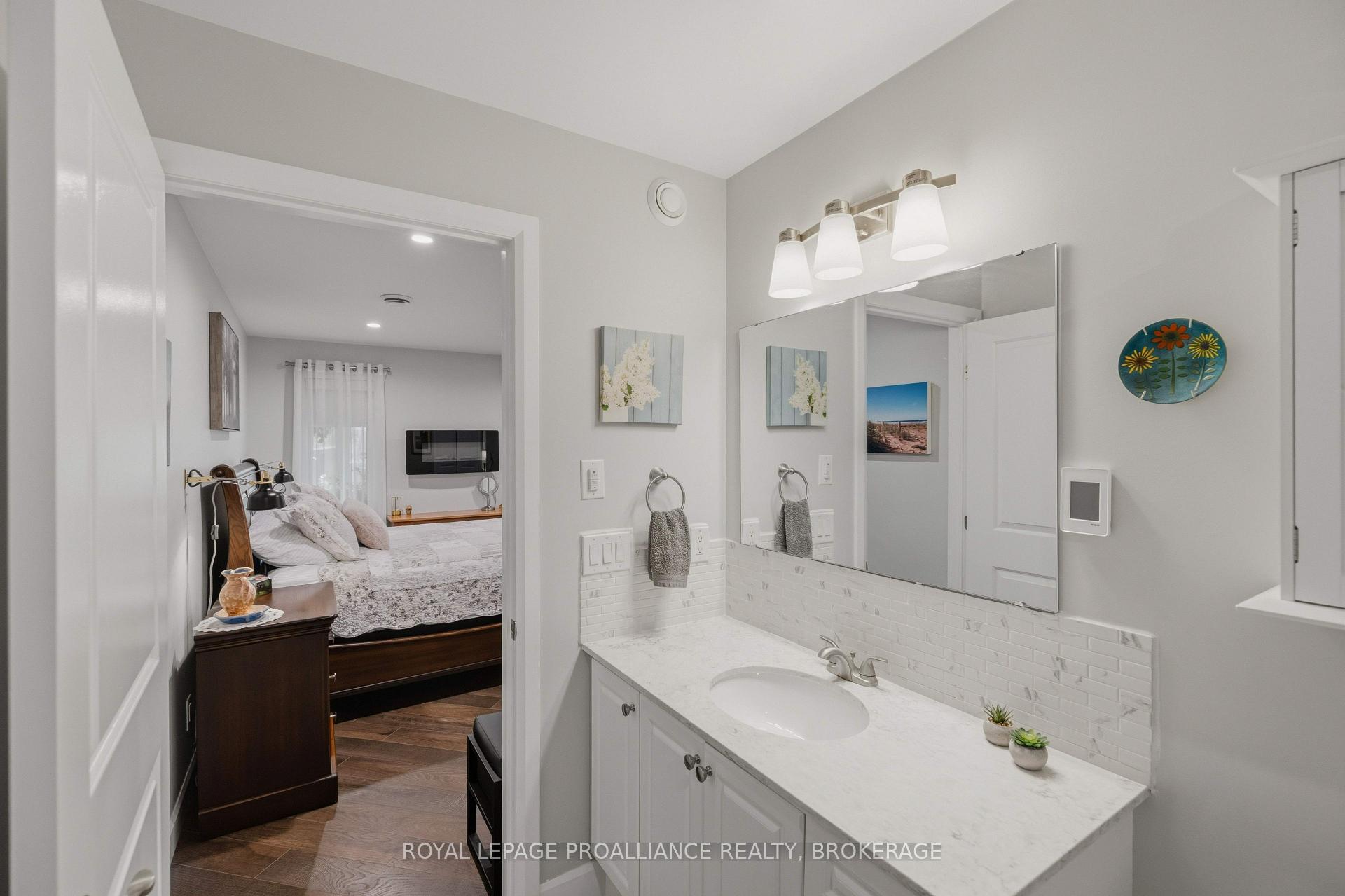 Photo 24 of 189 Wilmer Avenue, Gananoque, Gananoque — HOMEH