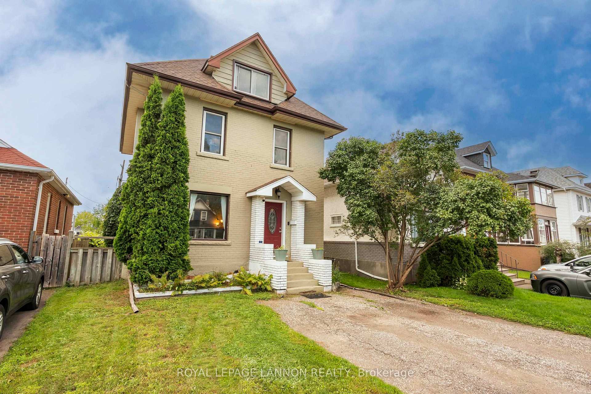 Photo 1 of 223 Marks St S, Thunder Bay, McKeller Park — HOMEH
