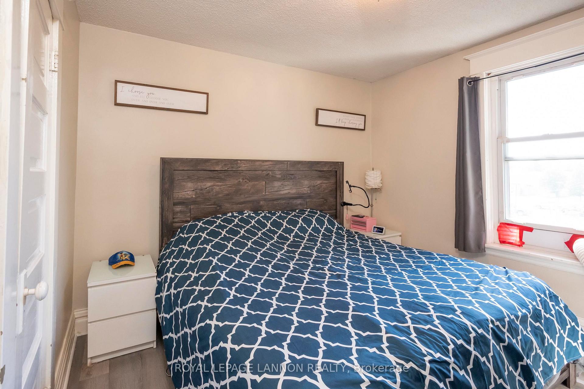 Photo 14 of 223 Marks St S, Thunder Bay, McKeller Park — HOMEH