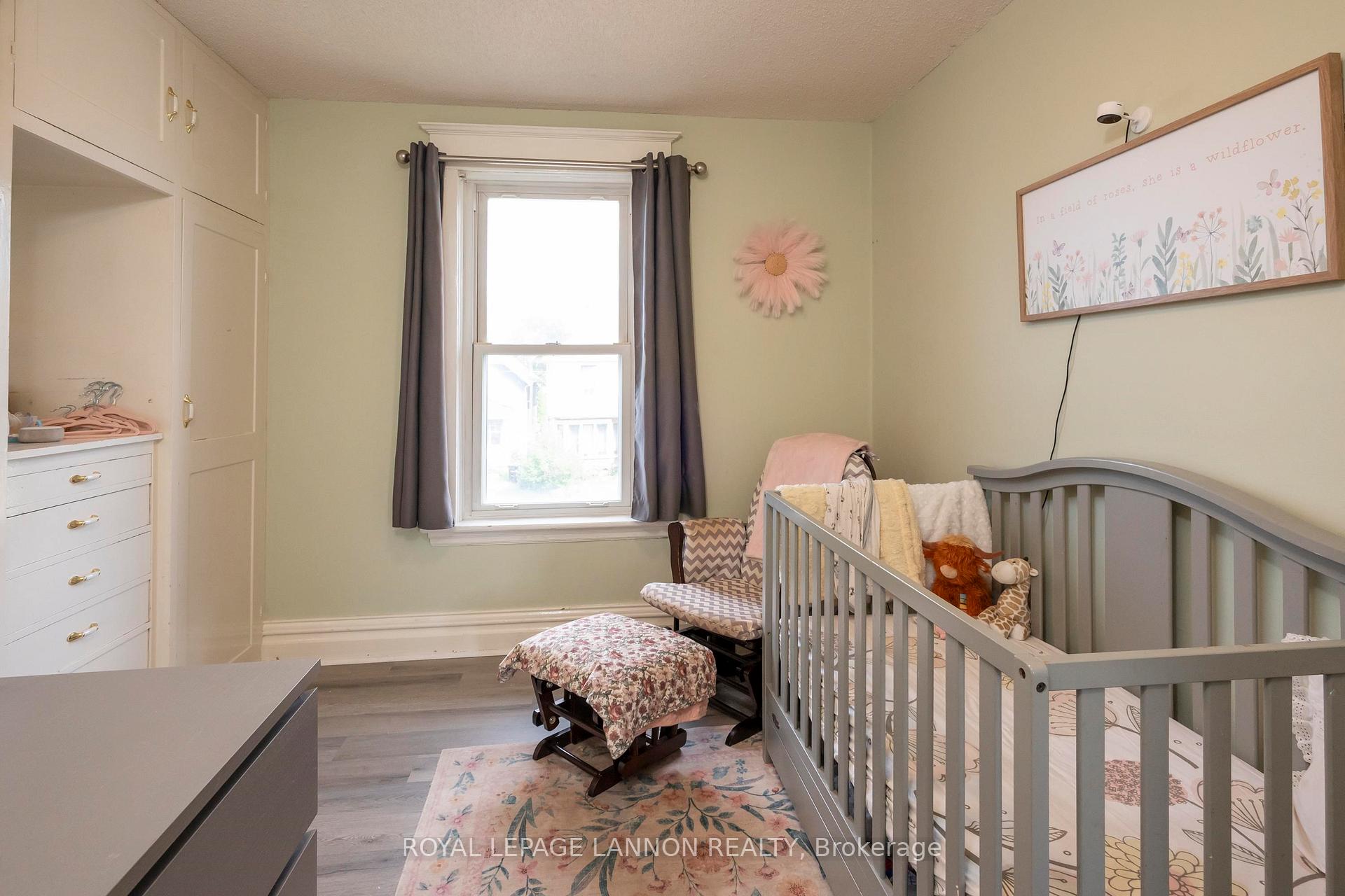 Photo 18 of 223 Marks St S, Thunder Bay, McKeller Park — HOMEH
