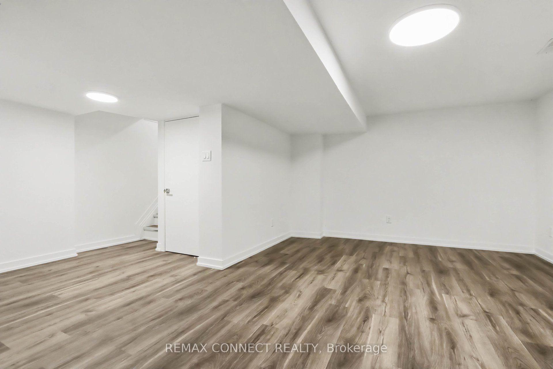 Photo 16 of 43 Tybalt Crescent, Ottawa, Westcliffe Estates — HOMEH