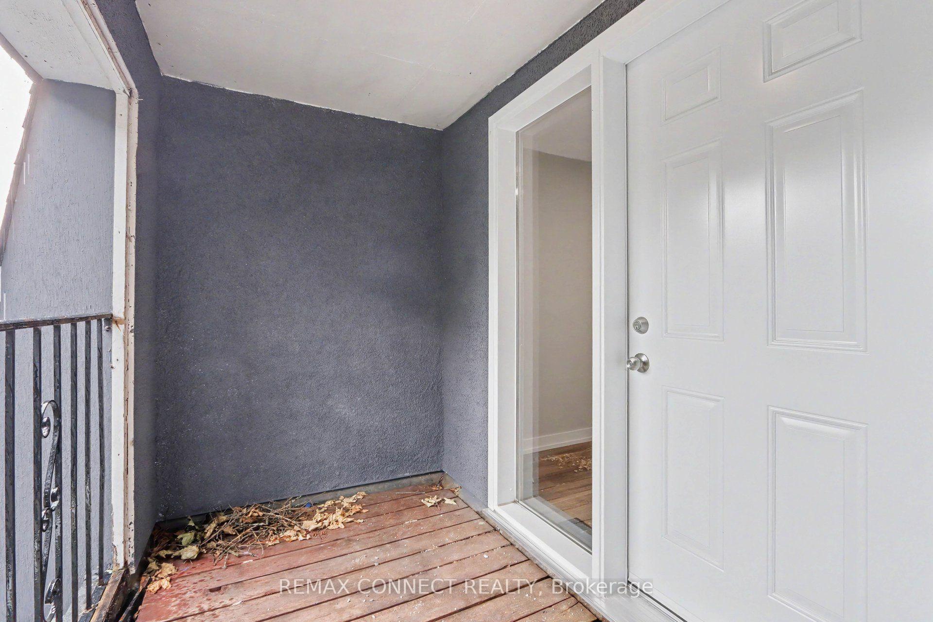 Photo 19 of 43 Tybalt Crescent, Ottawa, Westcliffe Estates — HOMEH