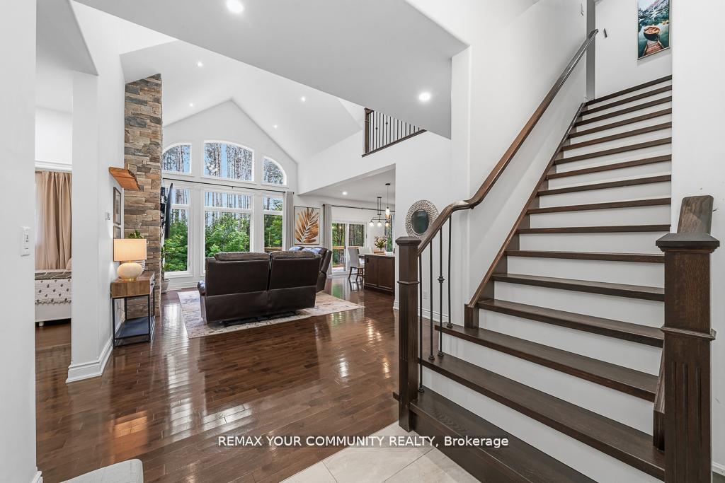 Photo 25 of 38 Windermere Circle, Tay, Rural Tay — HOMEH