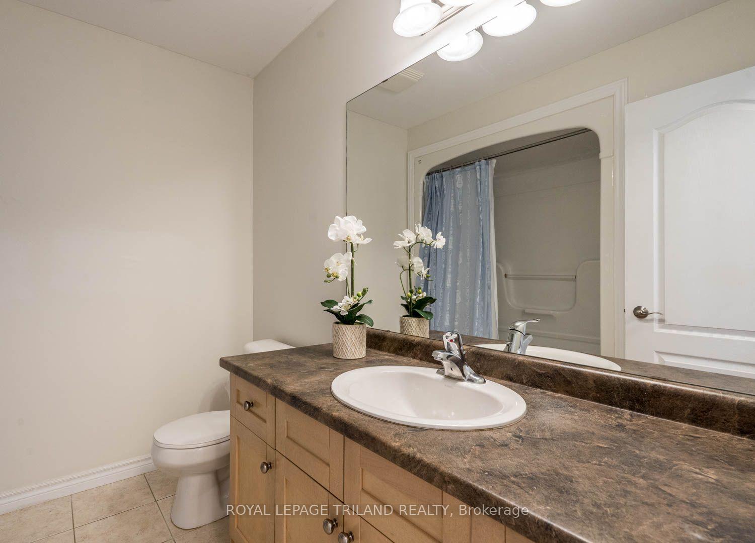 Photo 18 of 1310 Shore Road, London, South A — HOMEH