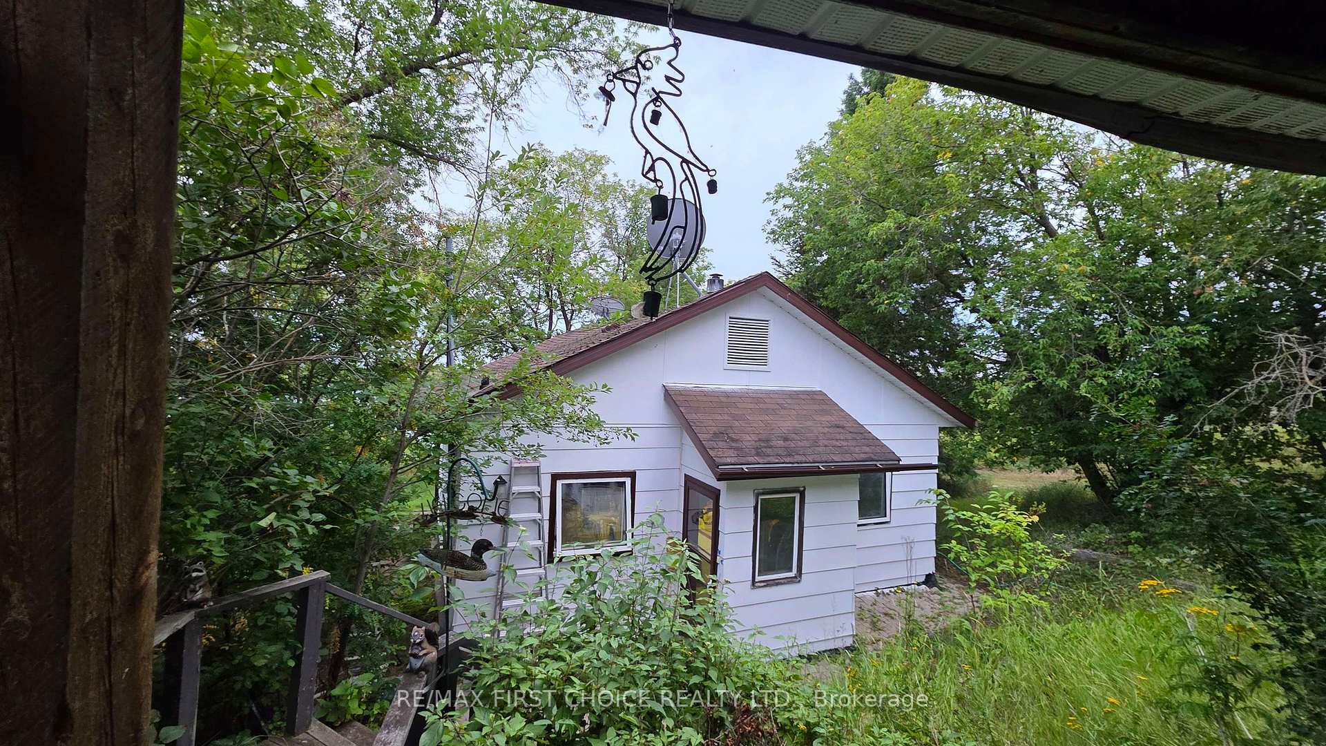 Photo 2 of 335 Govt road, Kenora, Keewatin — HOMEH