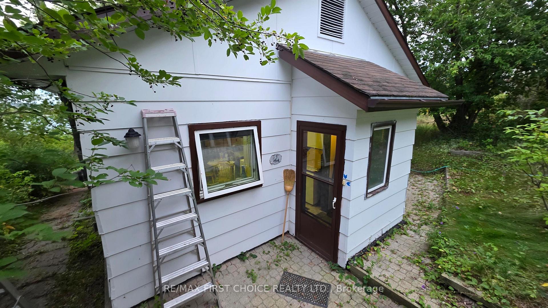 Photo 3 of 335 Govt road, Kenora, Keewatin — HOMEH