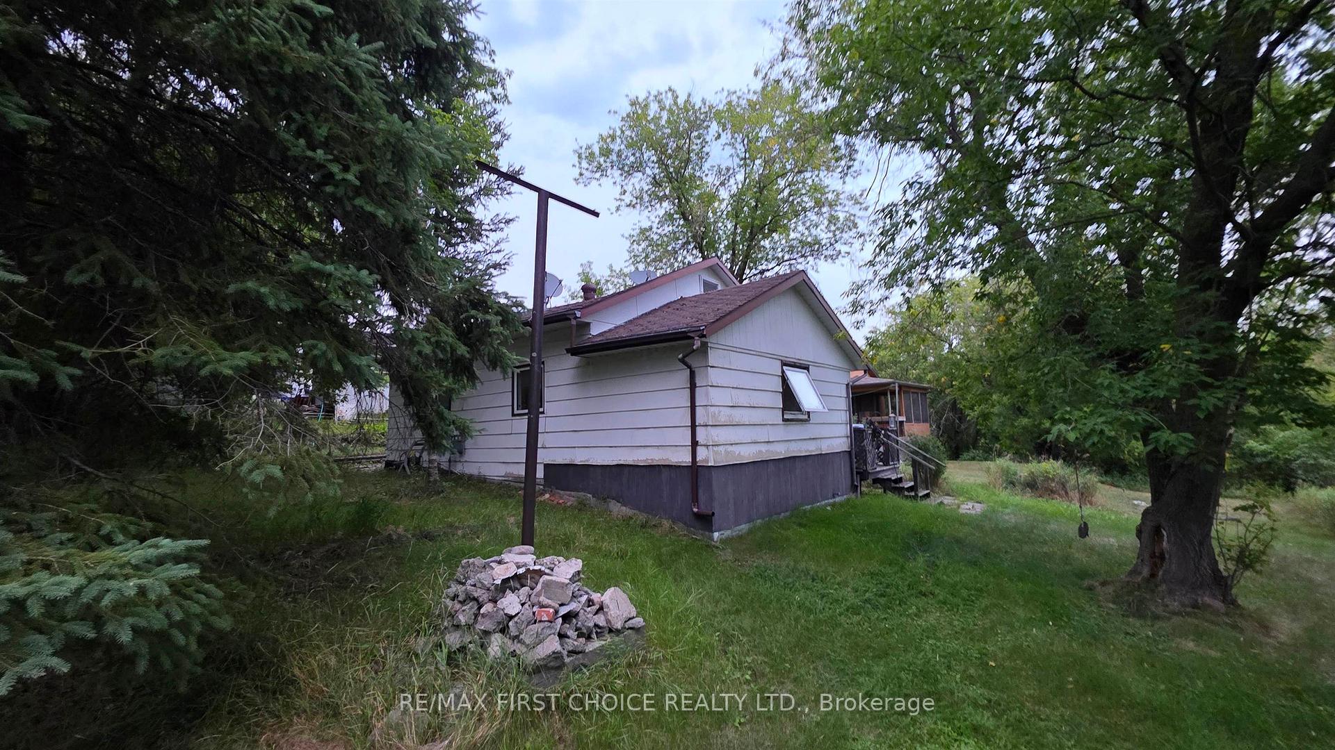 Photo 21 of 335 Govt road, Kenora, Keewatin — HOMEH