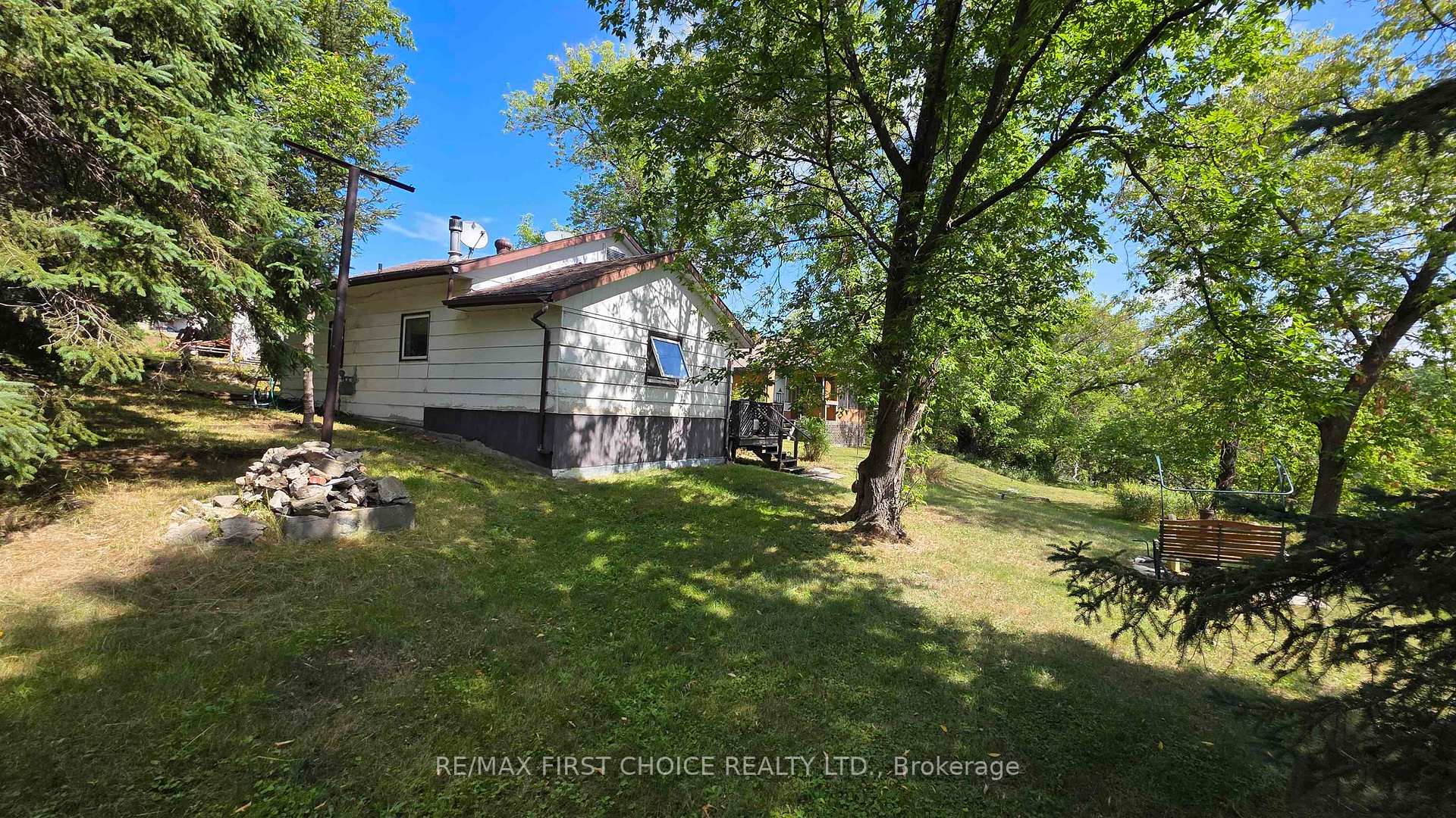 Photo 25 of 335 Govt road, Kenora, Keewatin — HOMEH