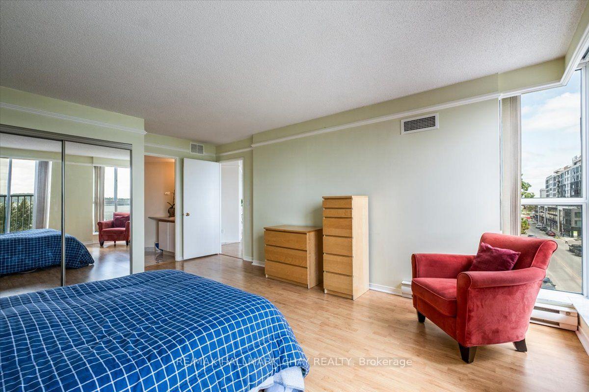 Photo 38 of Unit 407, 140 Dunlop Street E, Barrie, Lakeshore — HOMEH