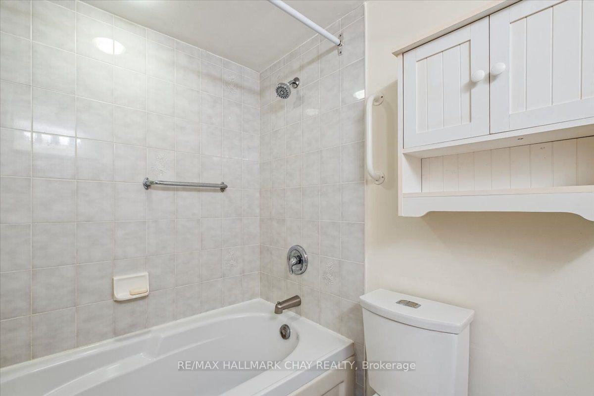 Photo 42 of Unit 407, 140 Dunlop Street E, Barrie, Lakeshore — HOMEH