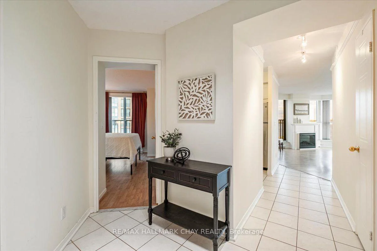 Photo 19 of Unit 407, 140 Dunlop Street E, Barrie, Lakeshore — HOMEH