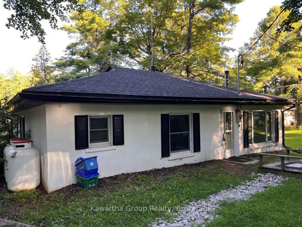 Front of 92 Shadow Lake 57 Road N