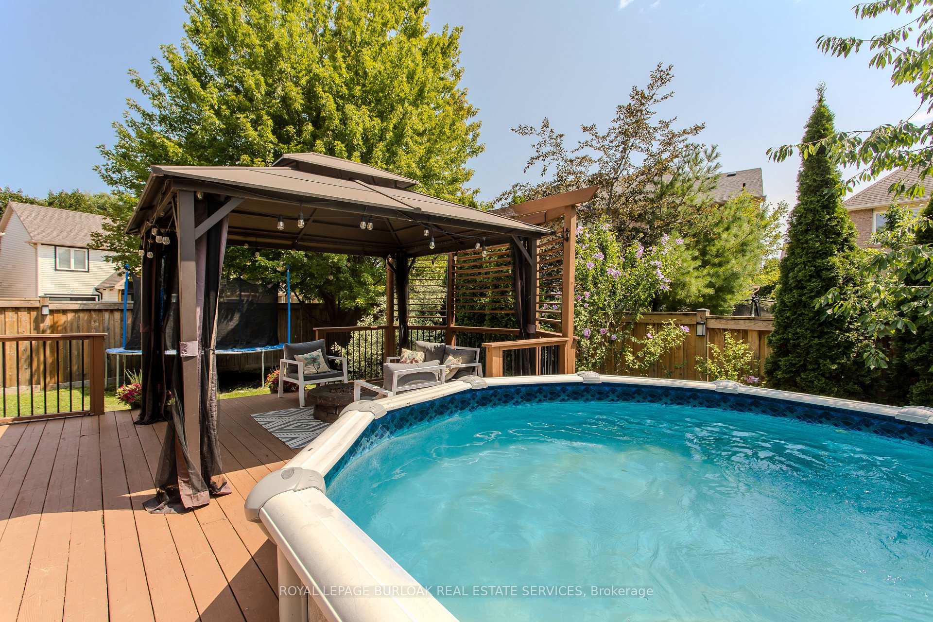 Photo 3 of 5190 Wood Crescent, Burlington, Orchard — HOMEH
