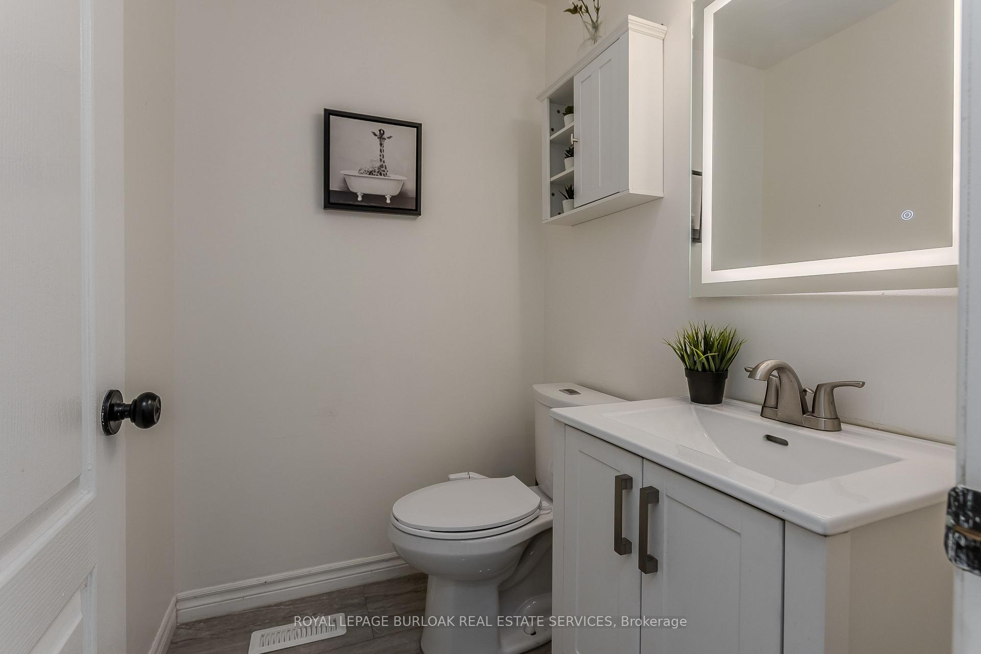 Photo 16 of 5190 Wood Crescent, Burlington, Orchard — HOMEH