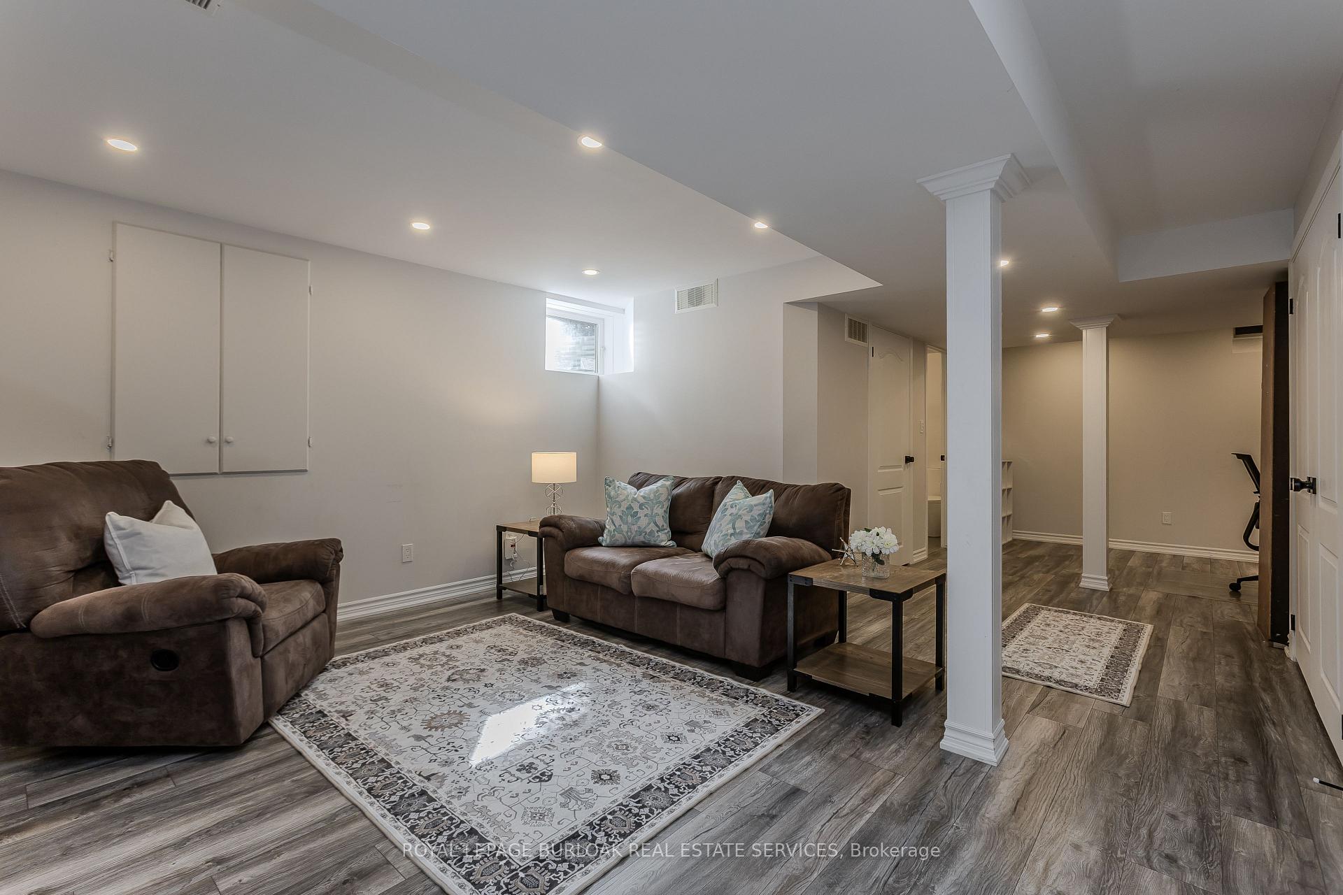 Photo 22 of 5190 Wood Crescent, Burlington, Orchard — HOMEH