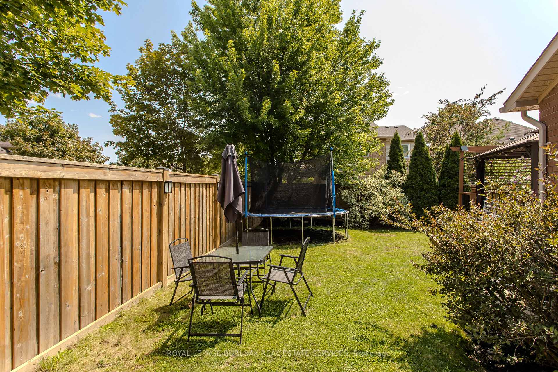 Photo 28 of 5190 Wood Crescent, Burlington, Orchard — HOMEH