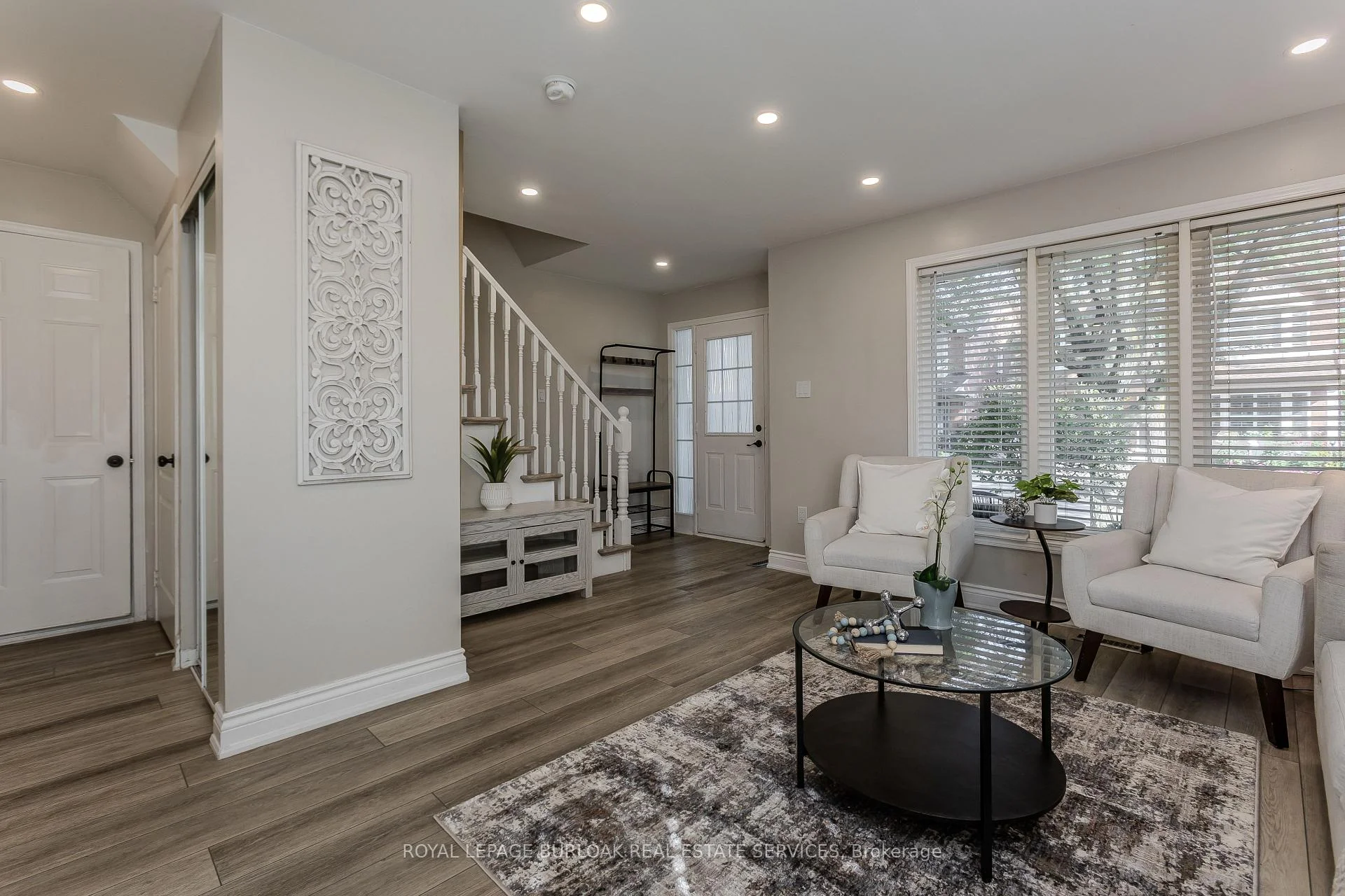 Photo 38 of 5190 Wood Crescent, Burlington, Orchard — HOMEH