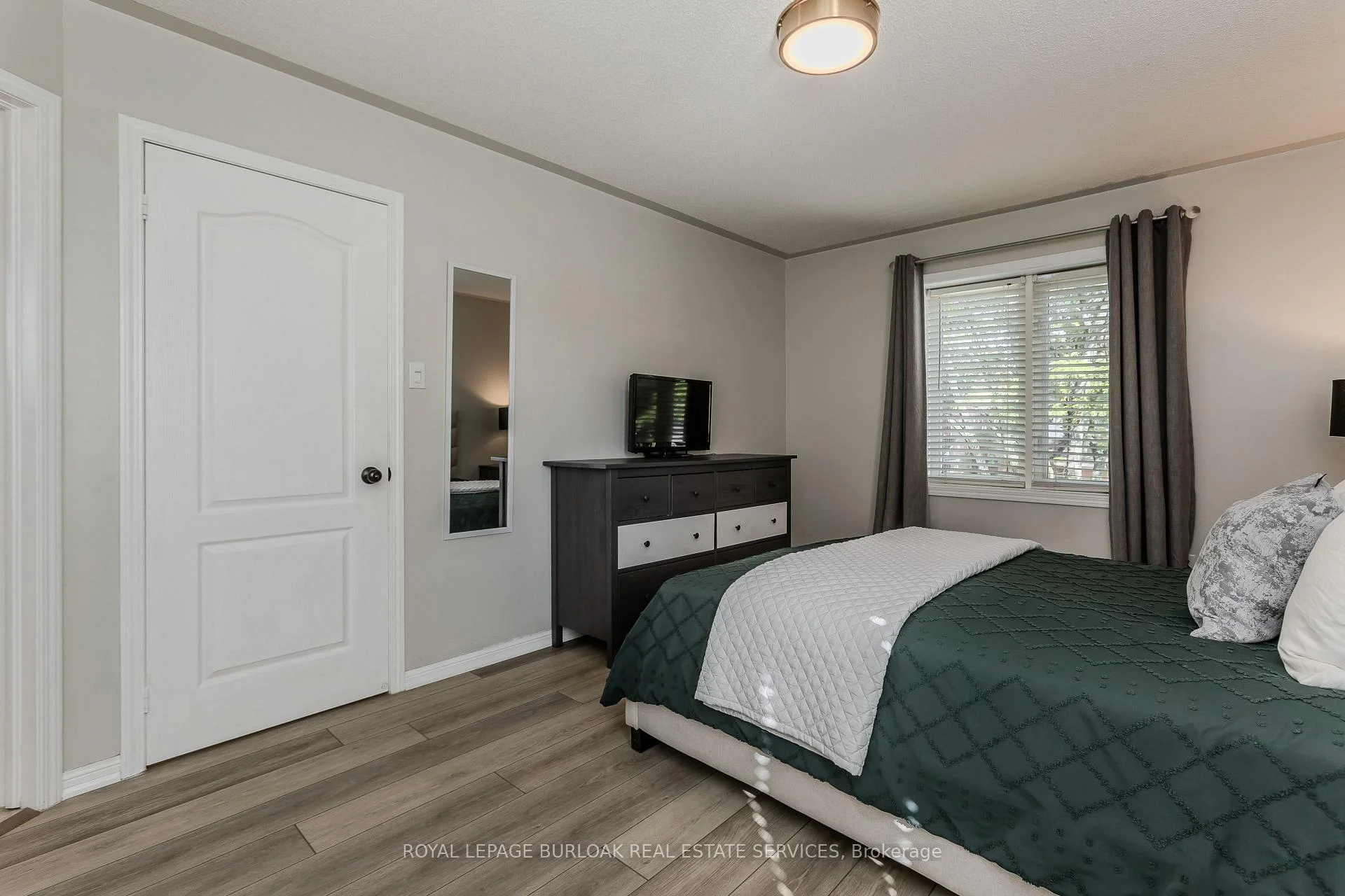 Photo 40 of 5190 Wood Crescent, Burlington, Orchard — HOMEH