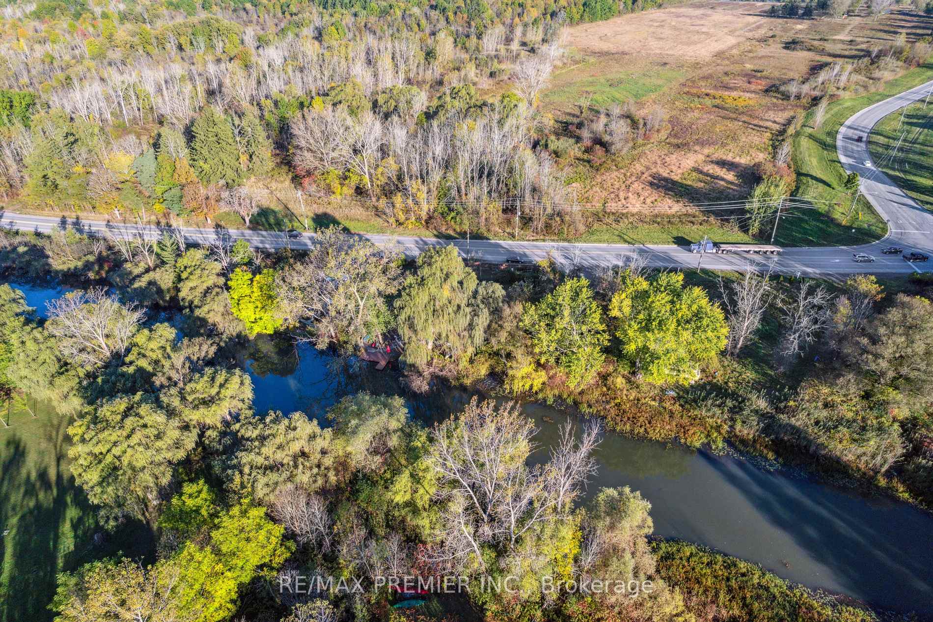 Photo 4 of 294 Lyon's Creek Road, Niagara Falls, Lyons Creek — HOMEH
