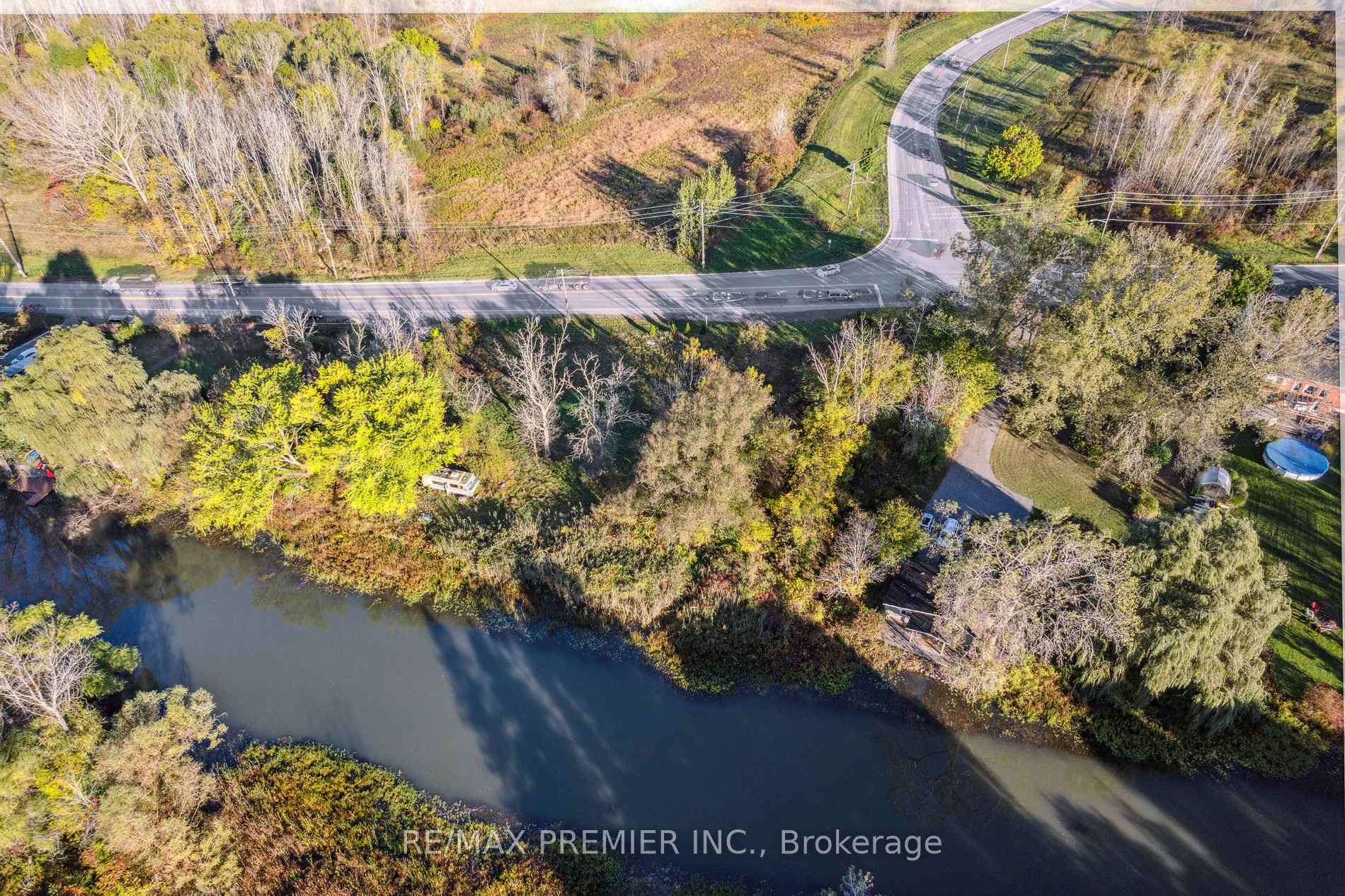 Photo 8 of 294 Lyon's Creek Road, Niagara Falls, Lyons Creek — HOMEH