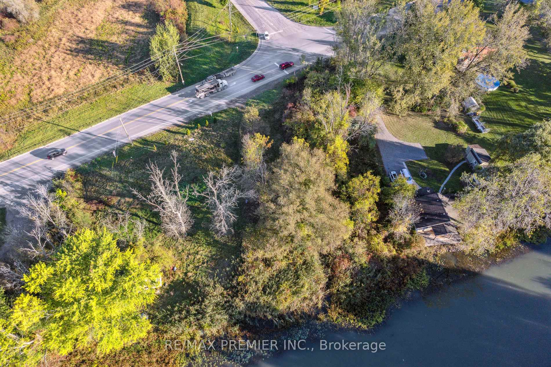 Photo 9 of 294 Lyon's Creek Road, Niagara Falls, Lyons Creek — HOMEH