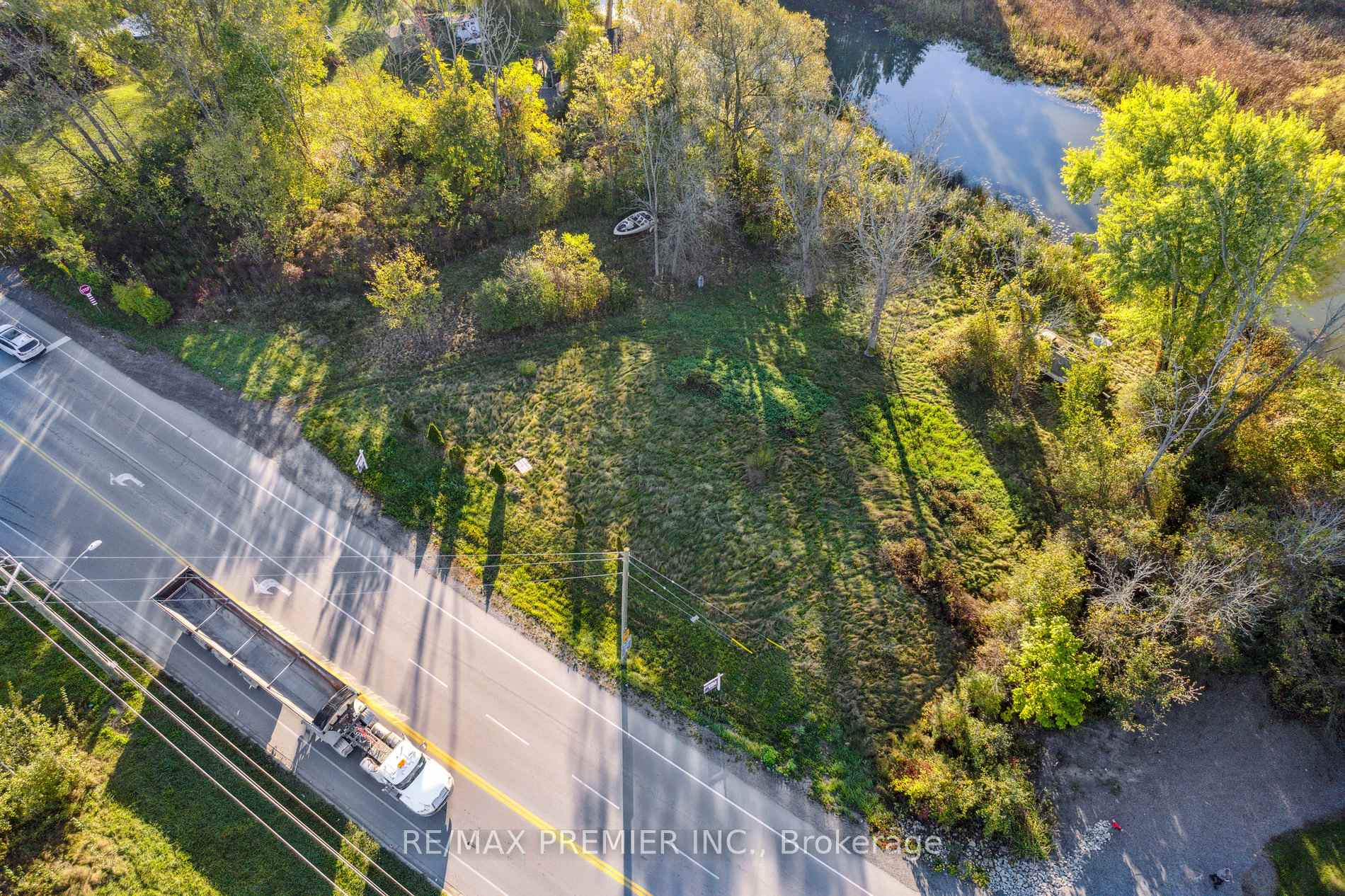 Photo 10 of 294 Lyon's Creek Road, Niagara Falls, Lyons Creek — HOMEH