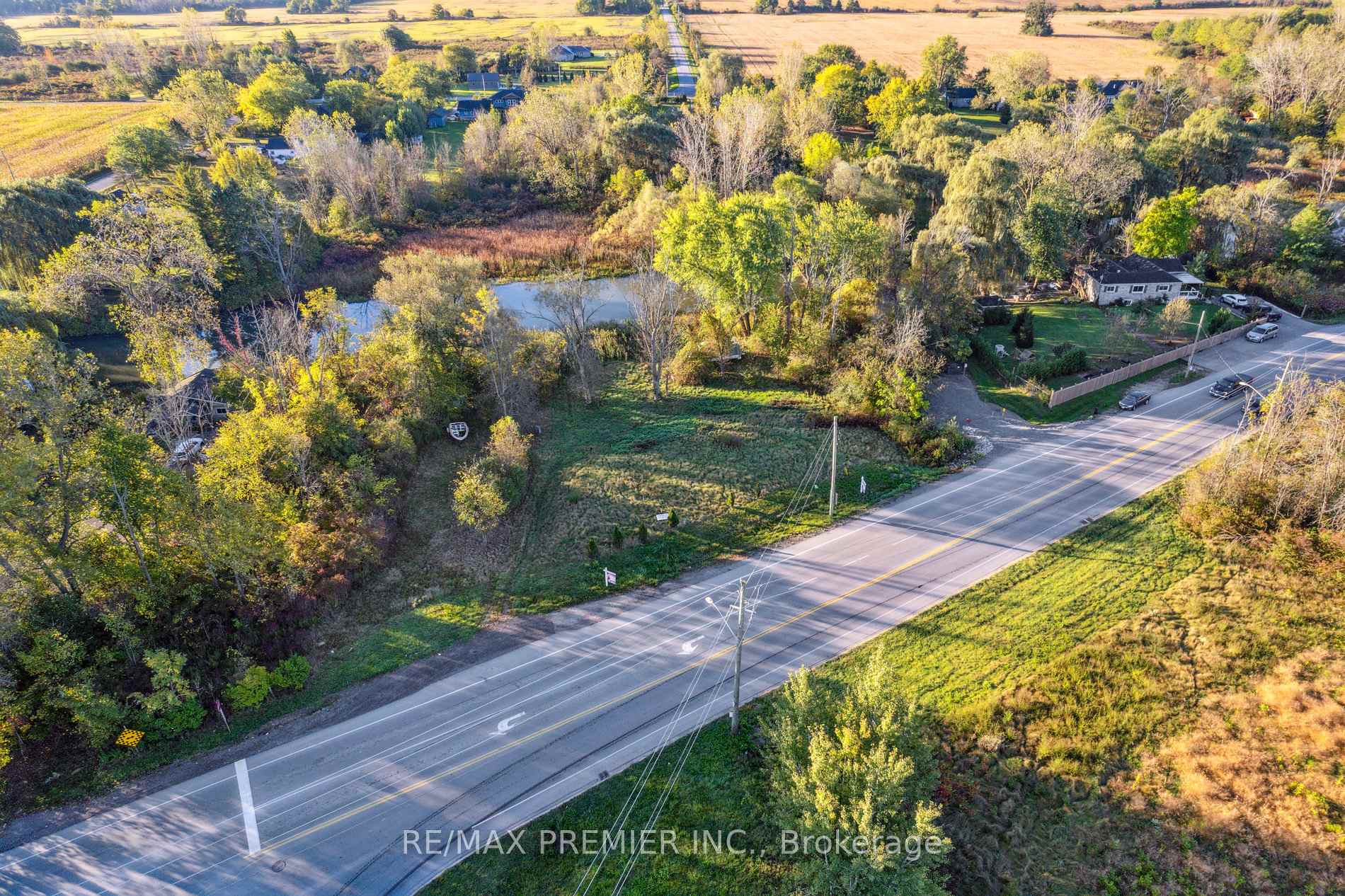 Photo 13 of 294 Lyon's Creek Road, Niagara Falls, Lyons Creek — HOMEH