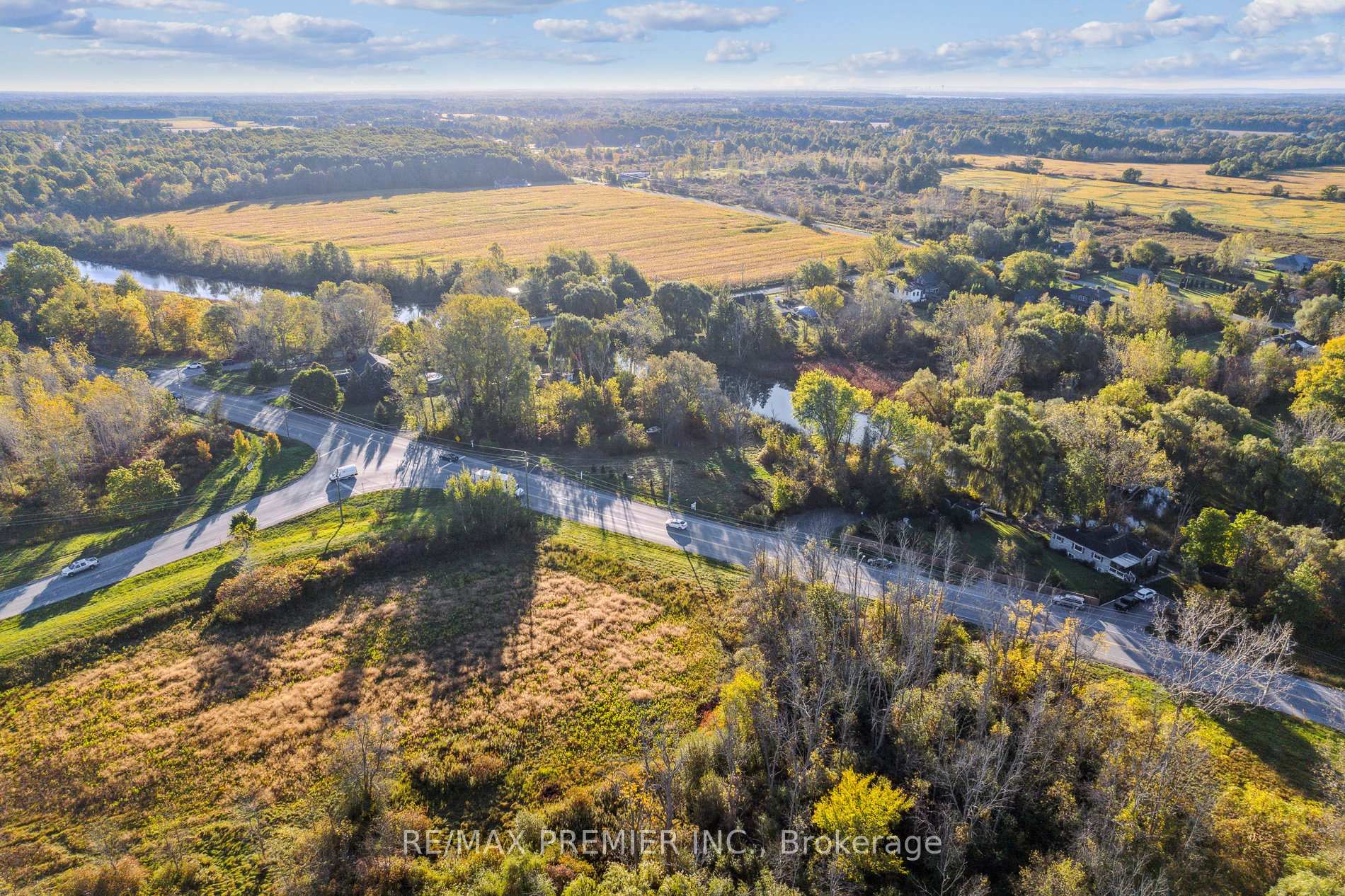 Photo 15 of 294 Lyon's Creek Road, Niagara Falls, Lyons Creek — HOMEH