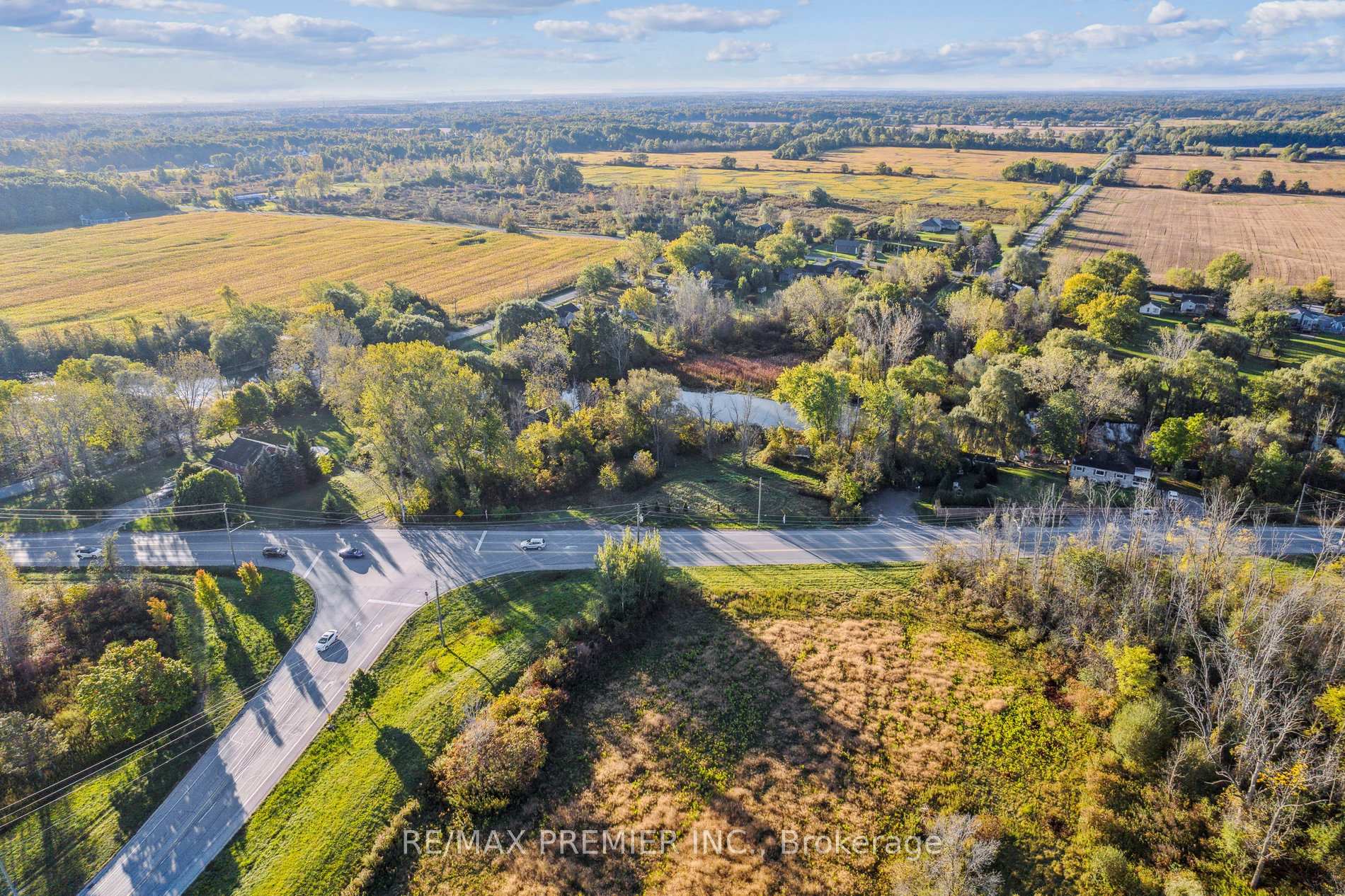 Photo 16 of 294 Lyon's Creek Road, Niagara Falls, Lyons Creek — HOMEH