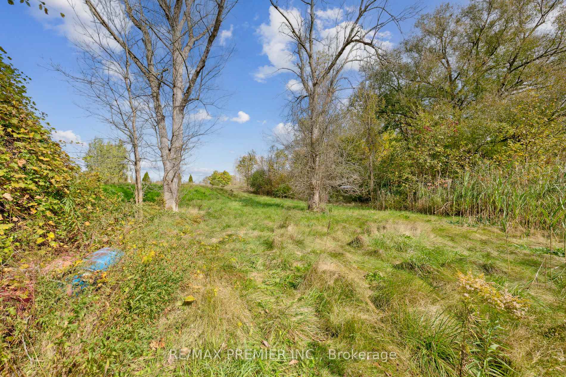 Photo 22 of 294 Lyon's Creek Road, Niagara Falls, Lyons Creek — HOMEH
