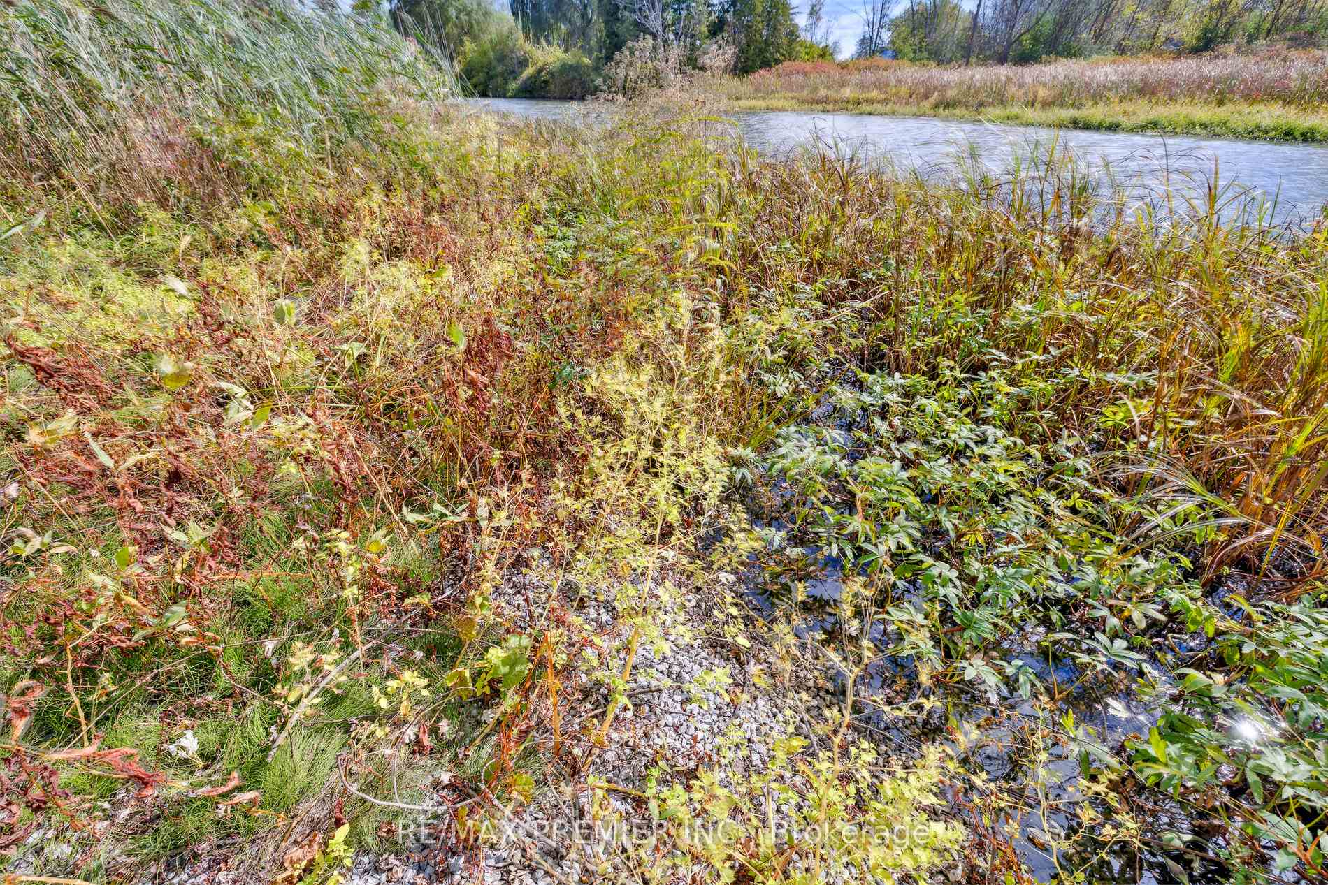 Photo 24 of 294 Lyon's Creek Road, Niagara Falls, Lyons Creek — HOMEH